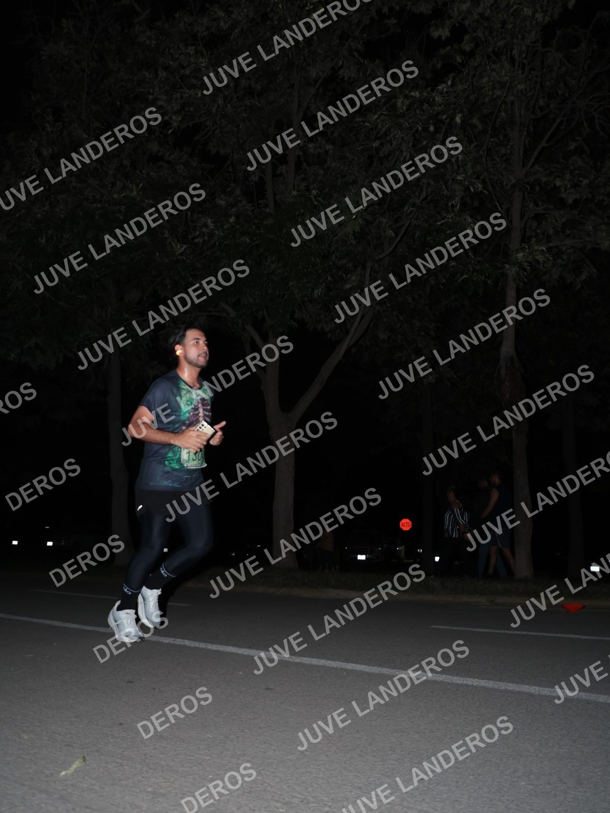 Foto de la Carrera Nocturna de Zombies Parque Metropolitano 2026 en Parque Metropolitano de Guadalajara, Zapopan, Jalisco a las 20:44 · dorsal 130