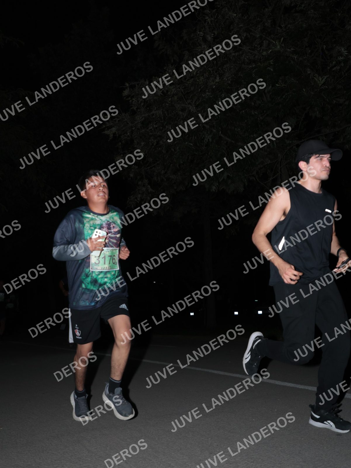 Foto de la Carrera Nocturna de Zombies Parque Metropolitano 2026 en Parque Metropolitano de Guadalajara, Zapopan, Jalisco a las 20:42 · dorsal 3176
