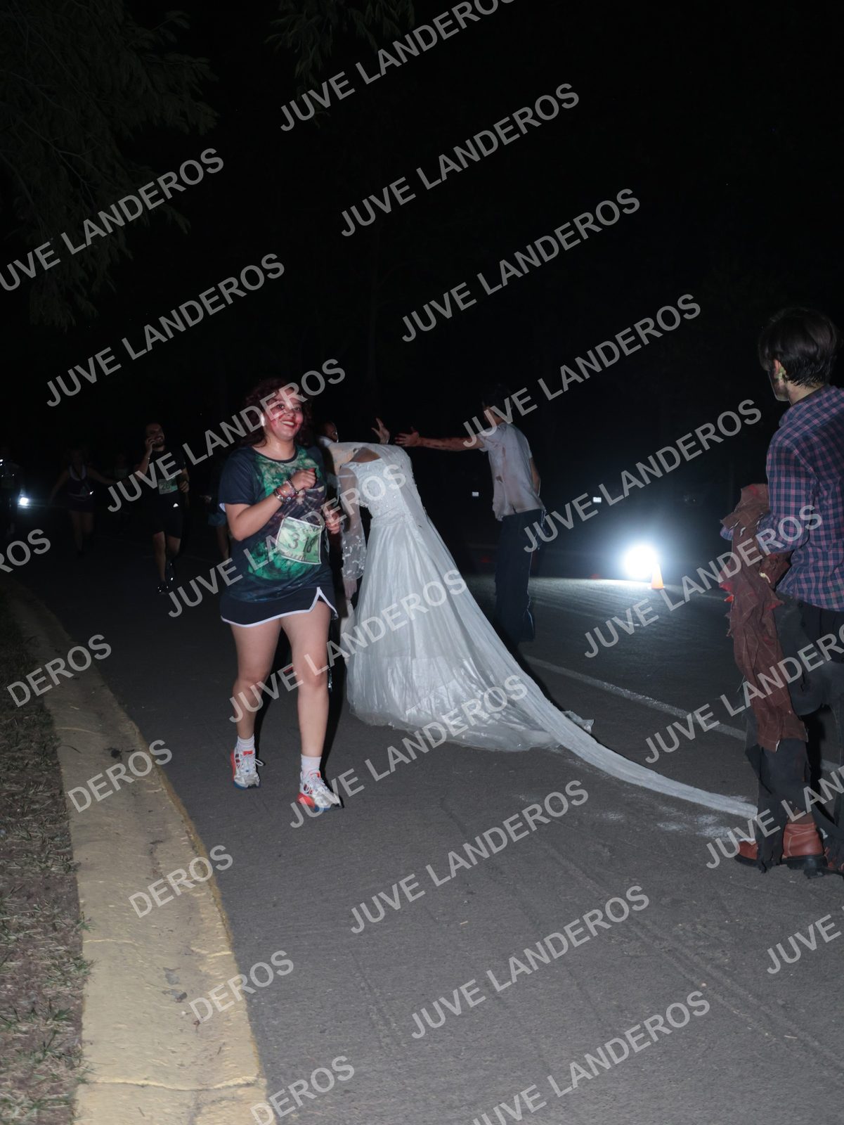 Foto de la Carrera Nocturna de Zombies Parque Metropolitano 2026 en Parque Metropolitano de Guadalajara, Zapopan, Jalisco a las 20:59 · dorsal 318