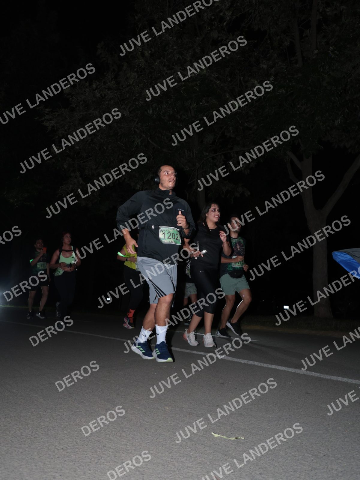 Foto de la Carrera Nocturna de Zombies Parque Metropolitano 2026 en Parque Metropolitano de Guadalajara, Zapopan, Jalisco a las 20:51 · dorsal 202