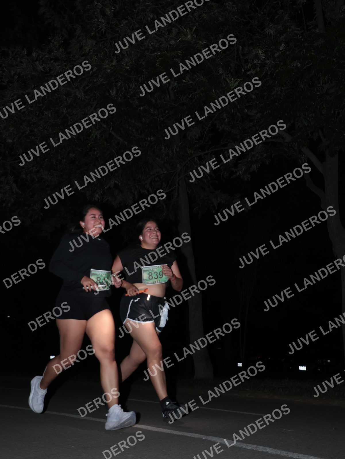 Foto de la Carrera Nocturna de Zombies Parque Metropolitano 2026 en Parque Metropolitano de Guadalajara, Zapopan, Jalisco a las 20:53 · dorsal 839