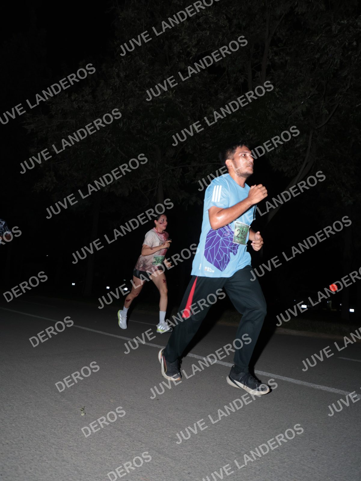 Foto de la Carrera Nocturna de Zombies Parque Metropolitano 2026 en Parque Metropolitano de Guadalajara, Zapopan, Jalisco a las 20:40 · dorsal 265, 259