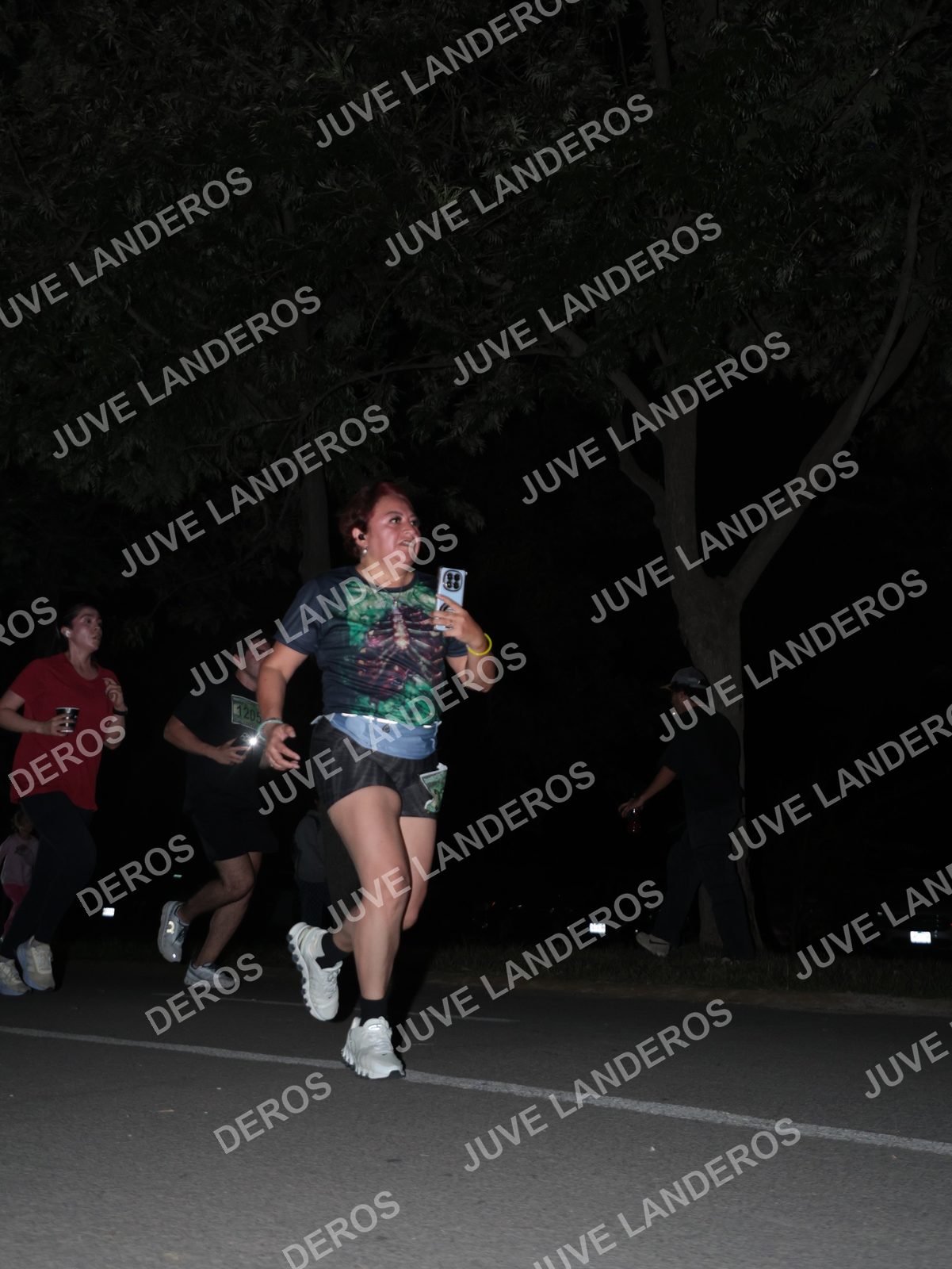 Foto de la Carrera Nocturna de Zombies Parque Metropolitano 2026 en Parque Metropolitano de Guadalajara, Zapopan, Jalisco a las 20:47 · dorsal 1205