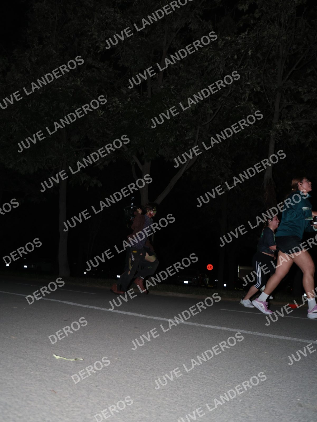 Foto de la Carrera Nocturna de Zombies Parque Metropolitano 2026 en Parque Metropolitano de Guadalajara, Zapopan, Jalisco a las 20:50