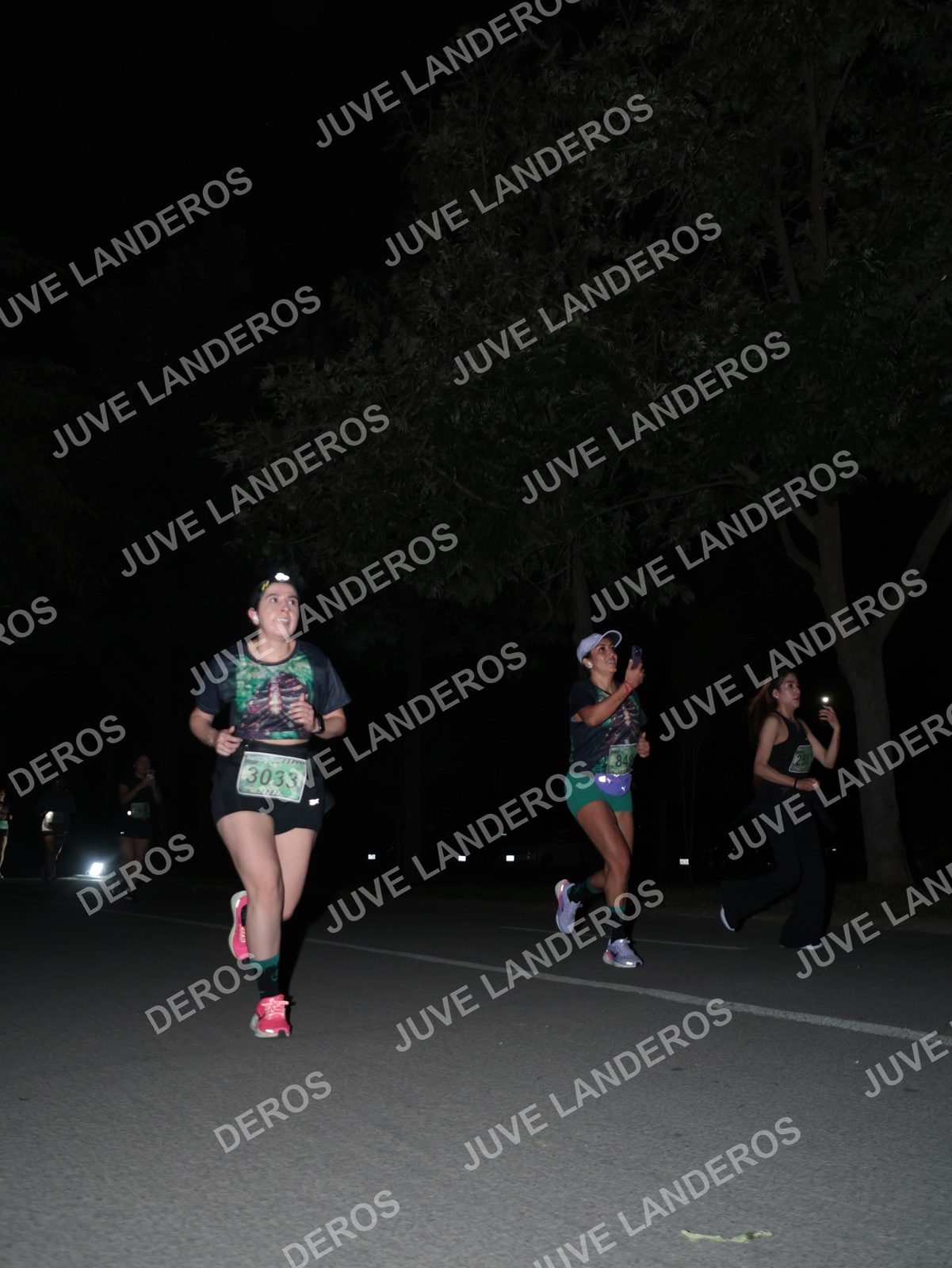 Foto de la Carrera Nocturna de Zombies Parque Metropolitano 2026 en Parque Metropolitano de Guadalajara, Zapopan, Jalisco a las 20:52 · dorsal 3033, 84