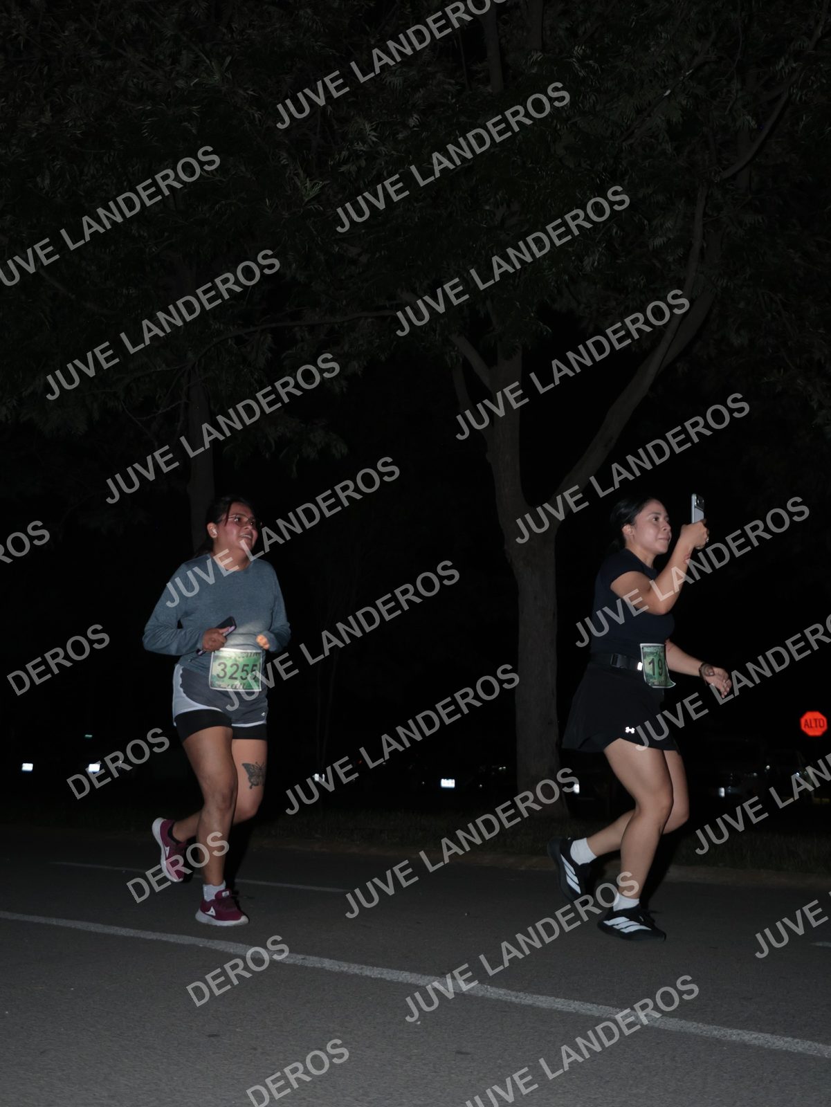 Foto de la Carrera Nocturna de Zombies Parque Metropolitano 2026 en Parque Metropolitano de Guadalajara, Zapopan, Jalisco a las 20:52 · dorsal 3255