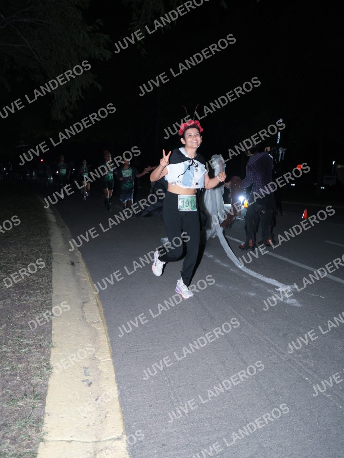 Foto de la Carrera Nocturna de Zombies Parque Metropolitano 2026 en Parque Metropolitano de Guadalajara, Zapopan, Jalisco a las 20:59 · dorsal 1913, 3191