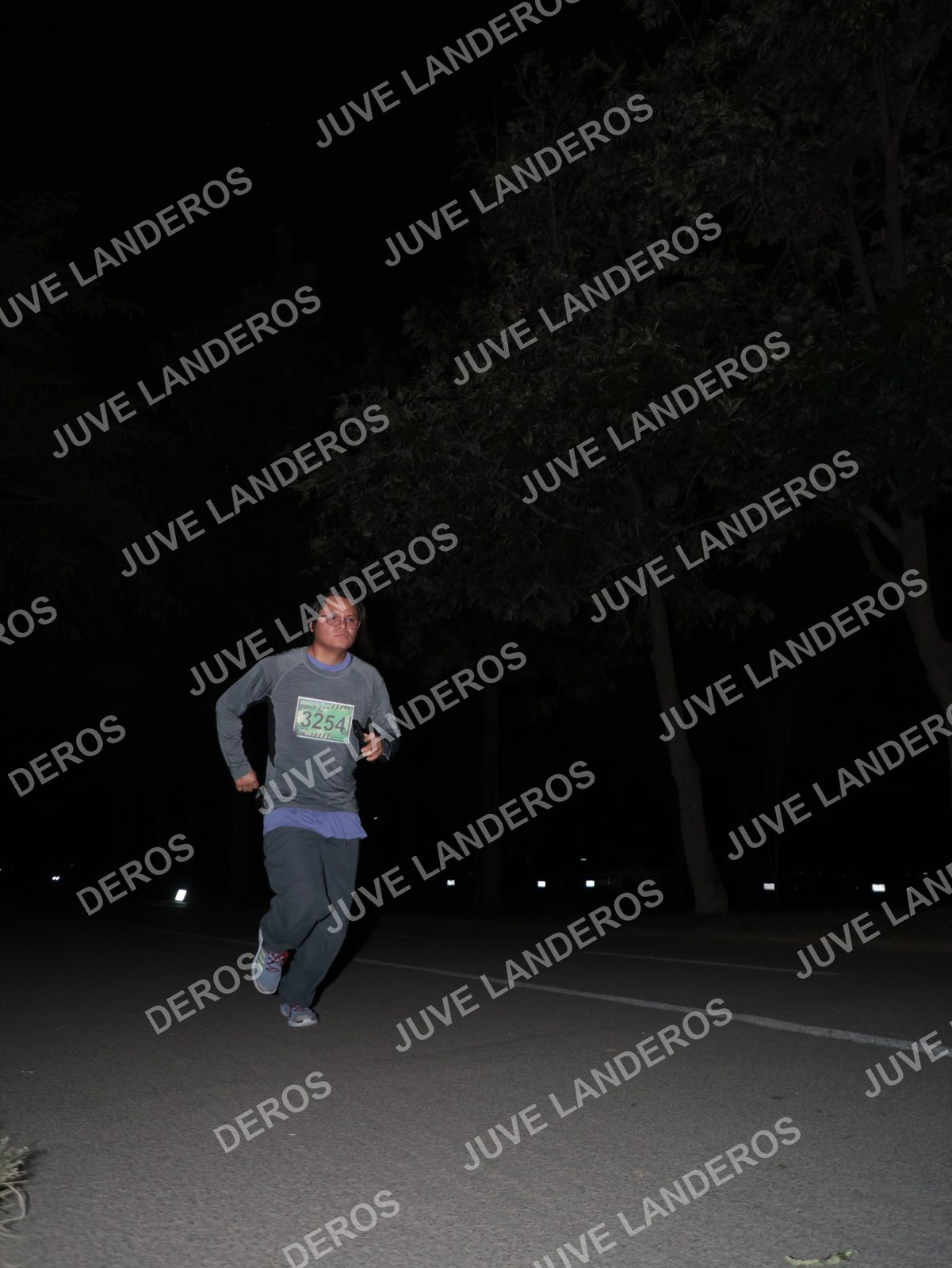 Foto de la Carrera Nocturna de Zombies Parque Metropolitano 2026 en Parque Metropolitano de Guadalajara, Zapopan, Jalisco a las 20:45 · dorsal 3254