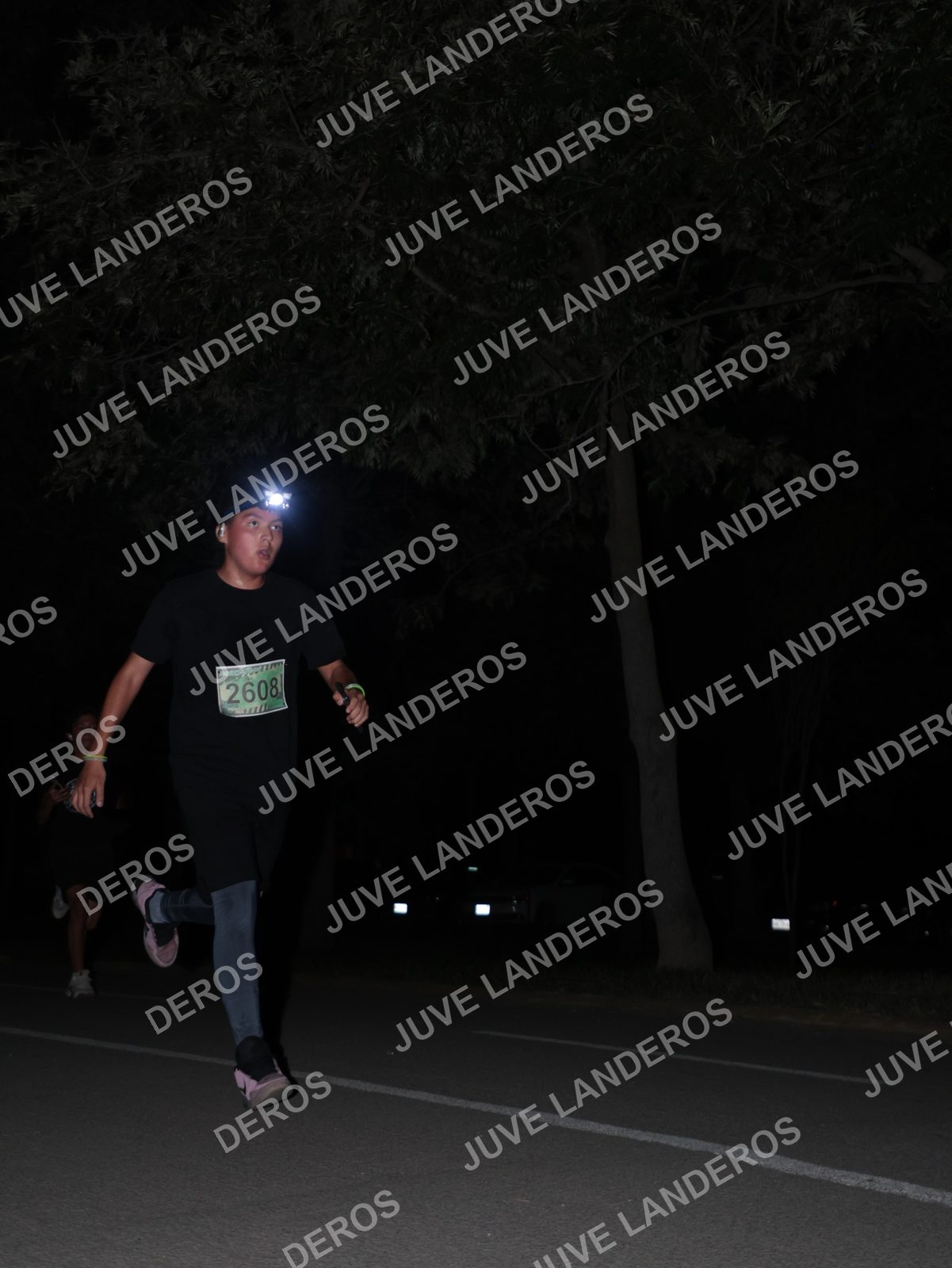 Foto de la Carrera Nocturna de Zombies Parque Metropolitano 2026 en Parque Metropolitano de Guadalajara, Zapopan, Jalisco a las 20:41 · dorsal 2608