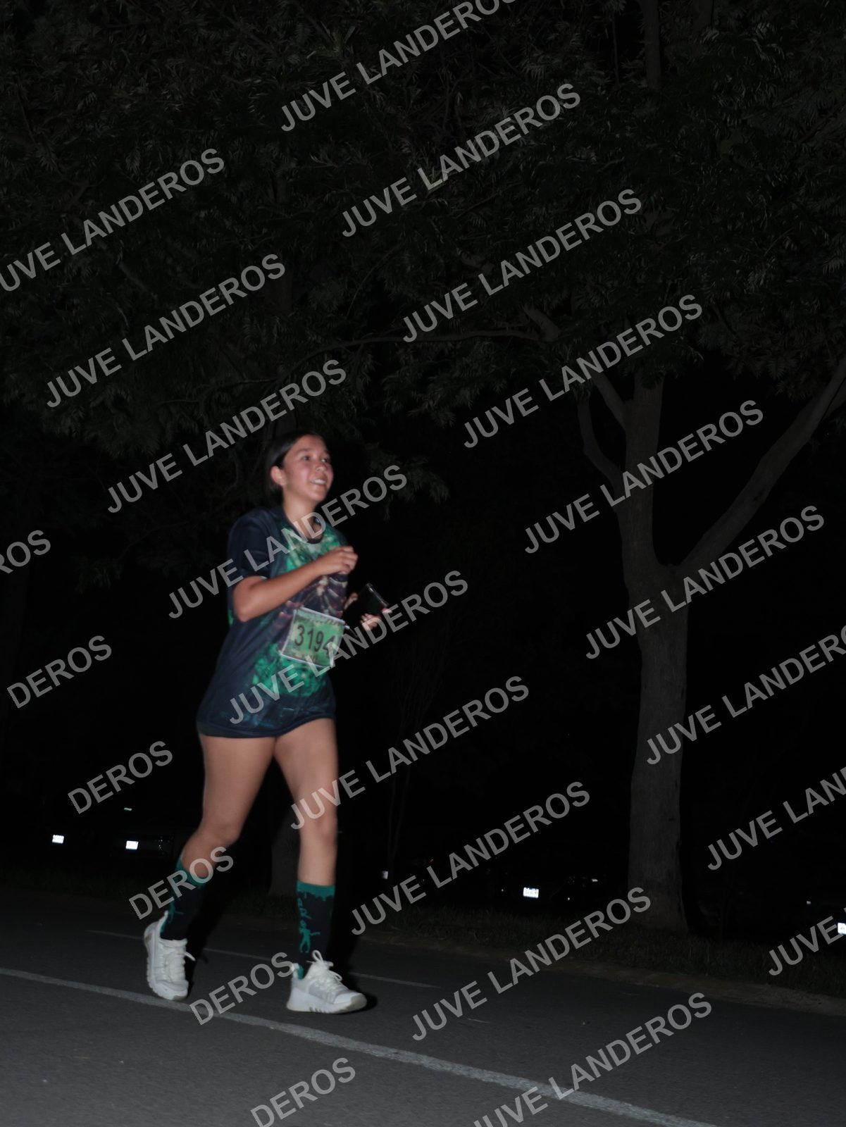 Foto de la Carrera Nocturna de Zombies Parque Metropolitano 2026 en Parque Metropolitano de Guadalajara, Zapopan, Jalisco a las 20:53 · dorsal 3194