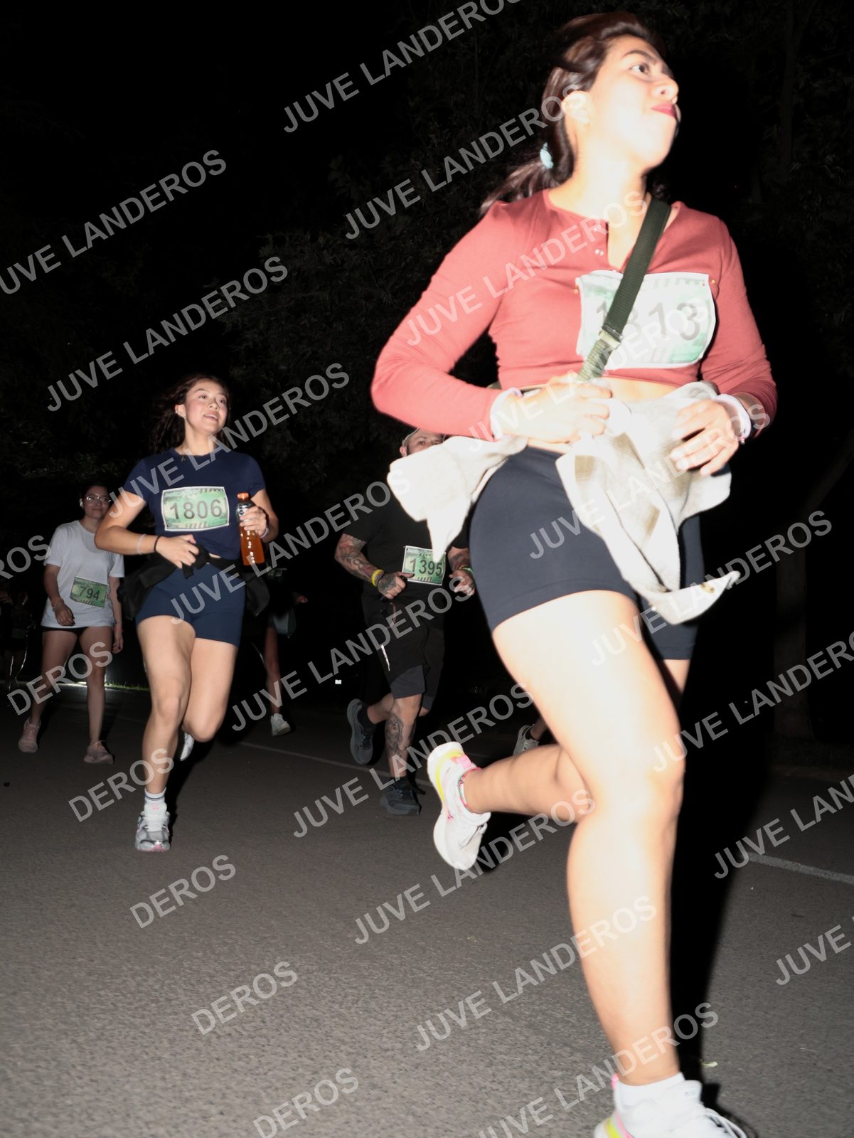Foto de la Carrera Nocturna de Zombies Parque Metropolitano 2026 en Parque Metropolitano de Guadalajara, Zapopan, Jalisco a las 20:55 · dorsal 1806, 1395, 794