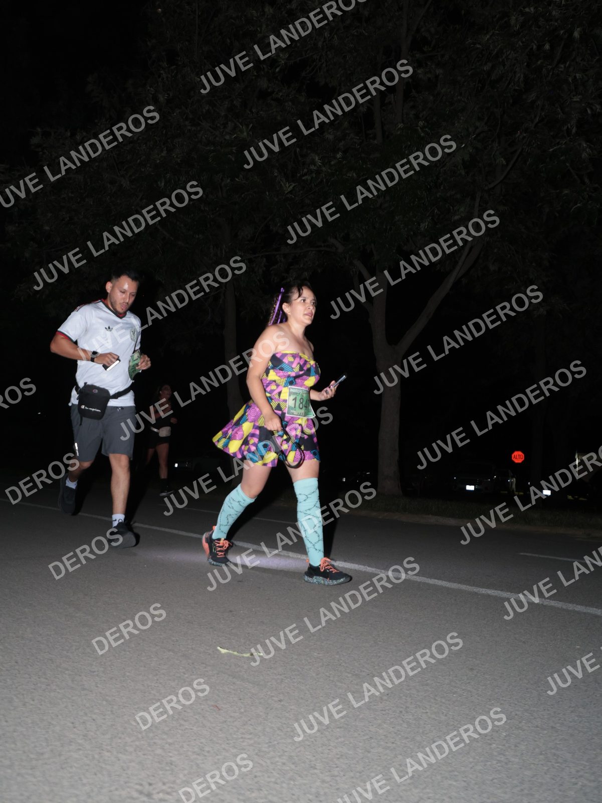 Foto de la Carrera Nocturna de Zombies Parque Metropolitano 2026 en Parque Metropolitano de Guadalajara, Zapopan, Jalisco a las 20:51 · dorsal 184