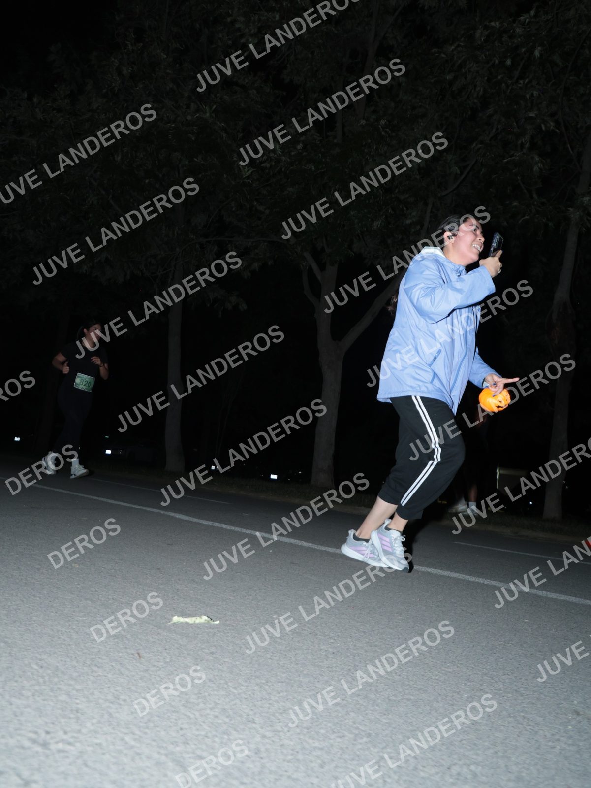Foto de la Carrera Nocturna de Zombies Parque Metropolitano 2026 en Parque Metropolitano de Guadalajara, Zapopan, Jalisco a las 20:56 · dorsal 820