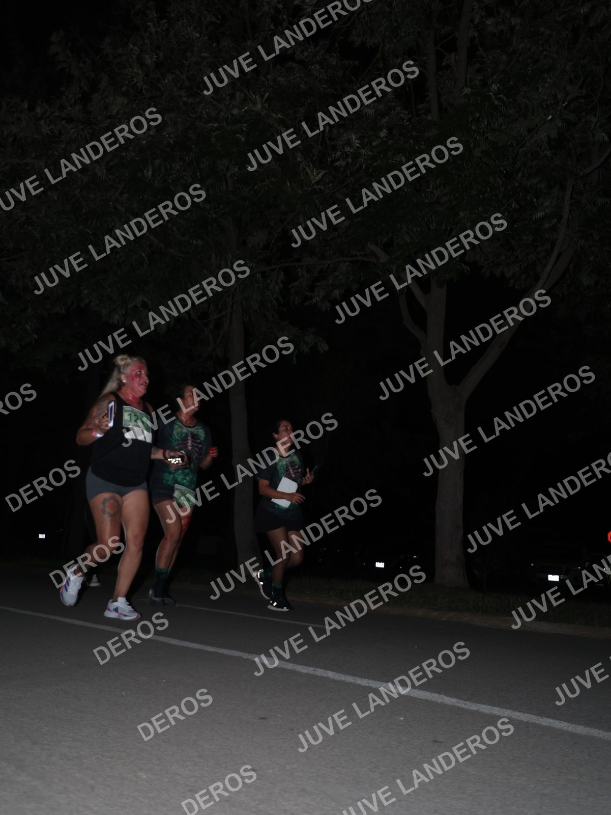 Foto de la Carrera Nocturna de Zombies Parque Metropolitano 2026 en Parque Metropolitano de Guadalajara, Zapopan, Jalisco a las 20:51 · dorsal 1241