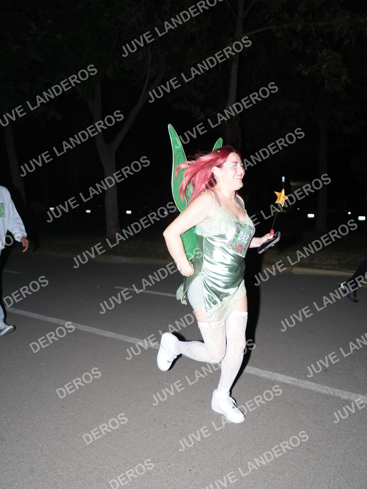 Foto de la Carrera Nocturna de Zombies Parque Metropolitano 2026 en Parque Metropolitano de Guadalajara, Zapopan, Jalisco a las 21:05 · dorsal 242