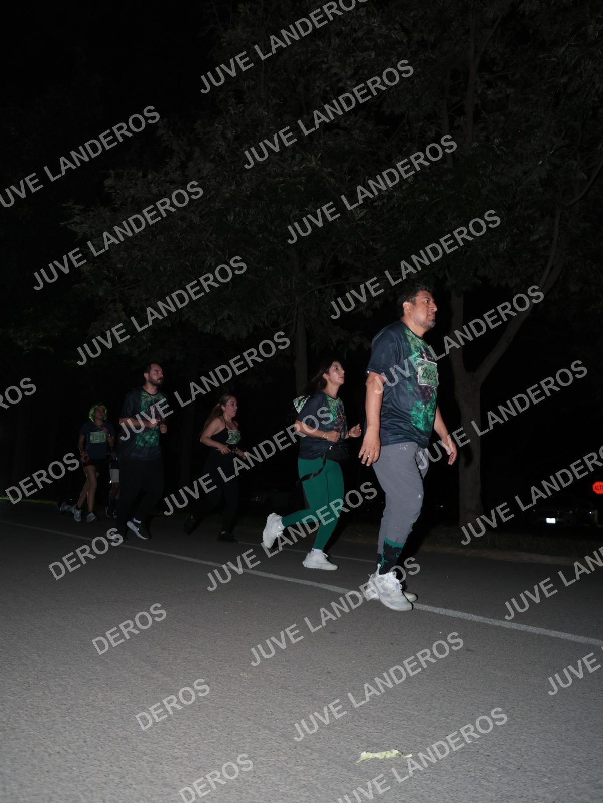 Foto de la Carrera Nocturna de Zombies Parque Metropolitano 2026 en Parque Metropolitano de Guadalajara, Zapopan, Jalisco a las 20:55 · dorsal 2689