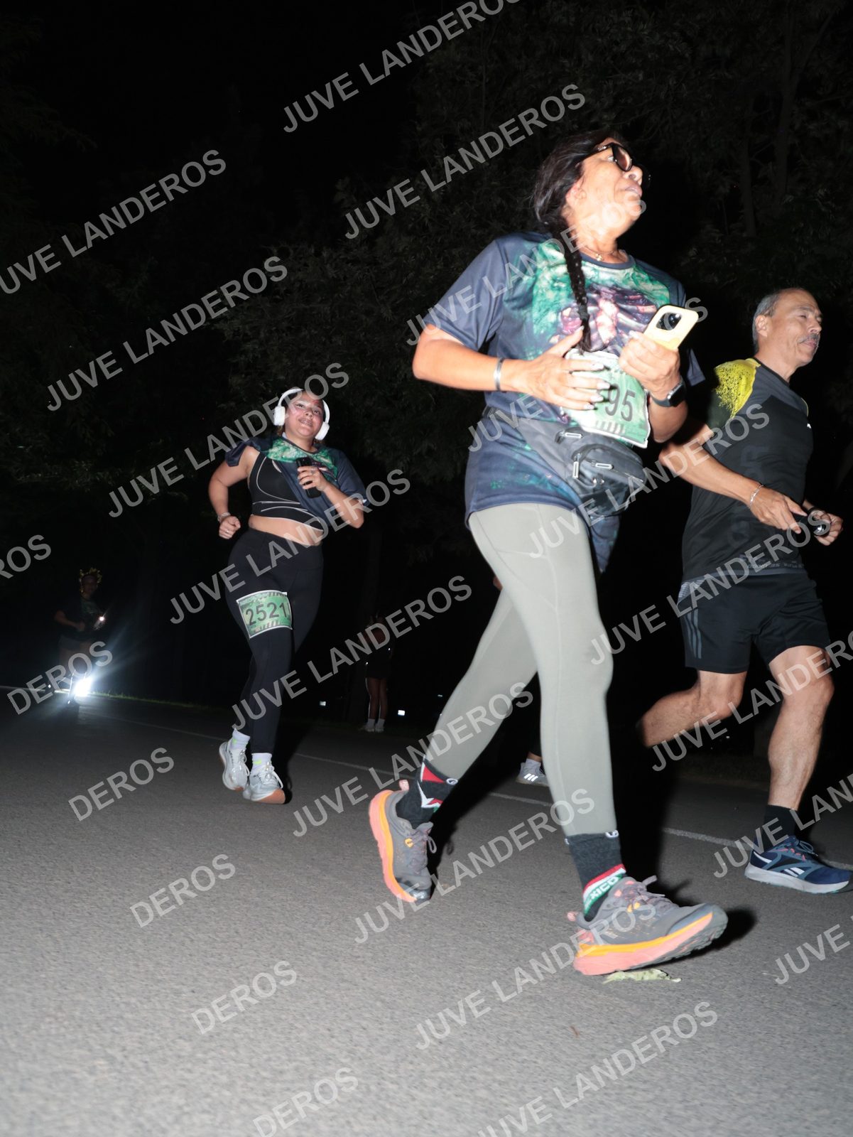 Foto de la Carrera Nocturna de Zombies Parque Metropolitano 2026 en Parque Metropolitano de Guadalajara, Zapopan, Jalisco a las 20:56 · dorsal 2521, 95