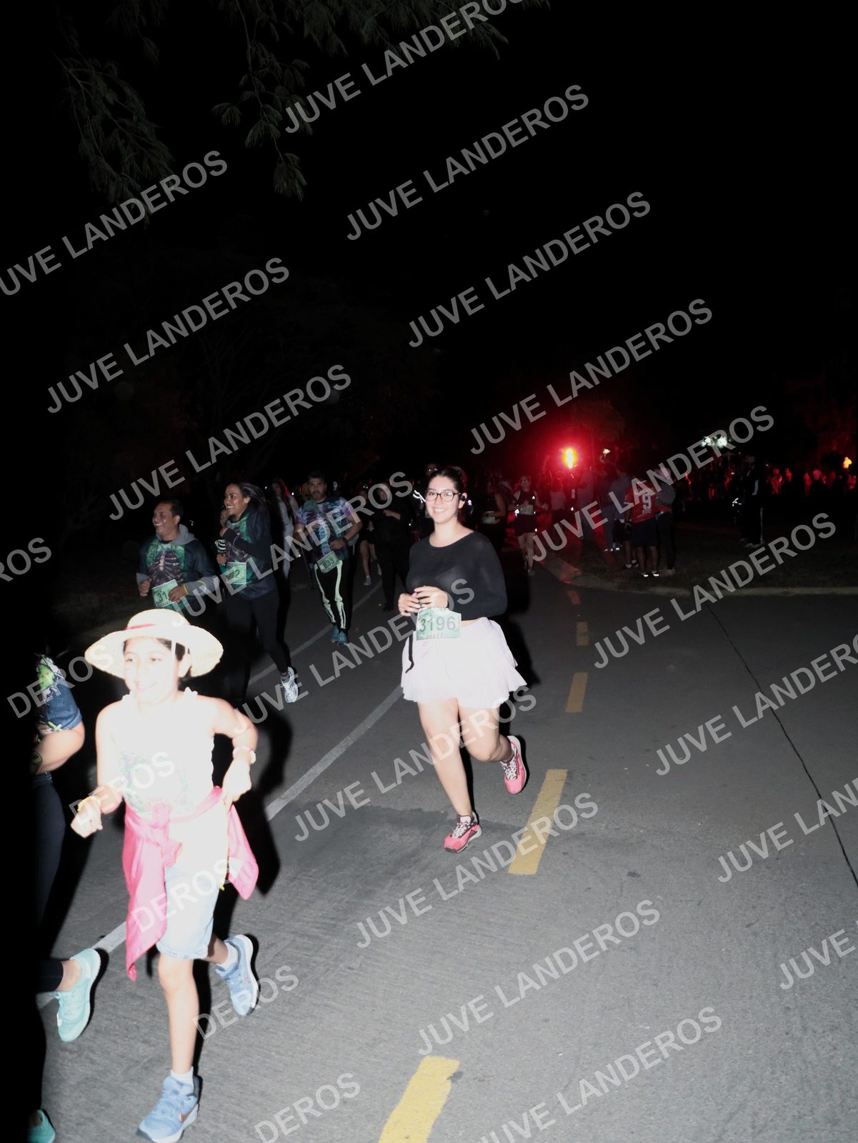 Foto de la Carrera Nocturna de Zombies Parque Metropolitano 2026 en Parque Metropolitano de Guadalajara, Zapopan, Jalisco a las 20:16 · dorsal 3196