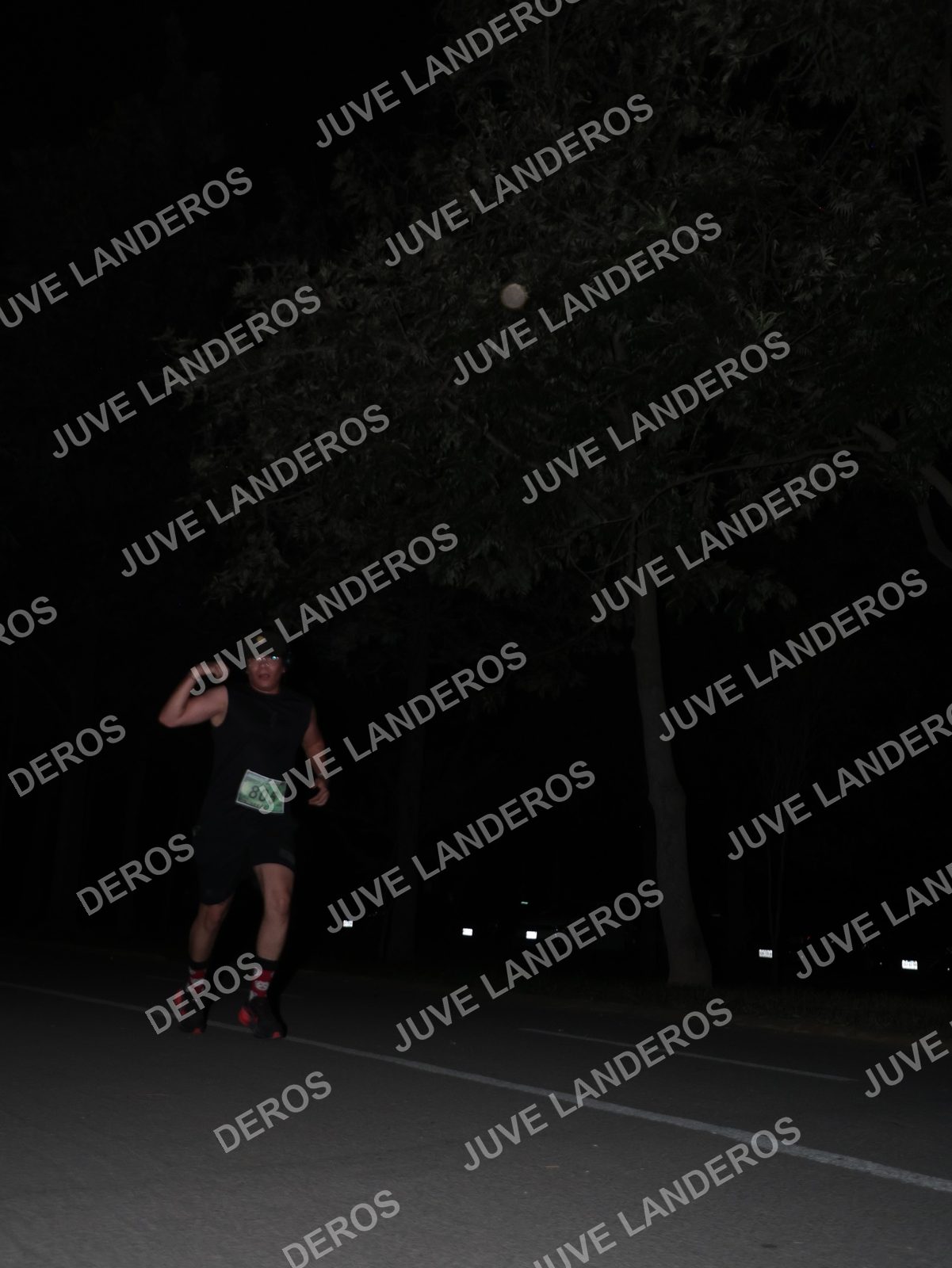 Foto de la Carrera Nocturna de Zombies Parque Metropolitano 2026 en Parque Metropolitano de Guadalajara, Zapopan, Jalisco a las 20:43 · dorsal 805