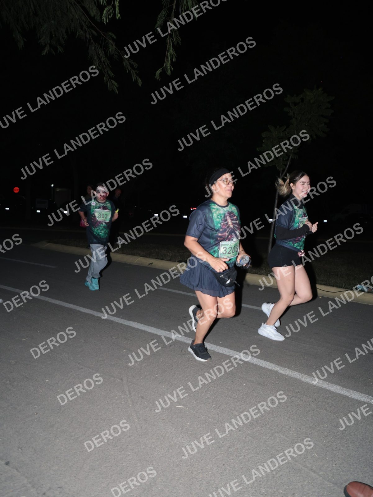 Foto de la Carrera Nocturna de Zombies Parque Metropolitano 2026 en Parque Metropolitano de Guadalajara, Zapopan, Jalisco a las 20:59 · dorsal 3208, 893
