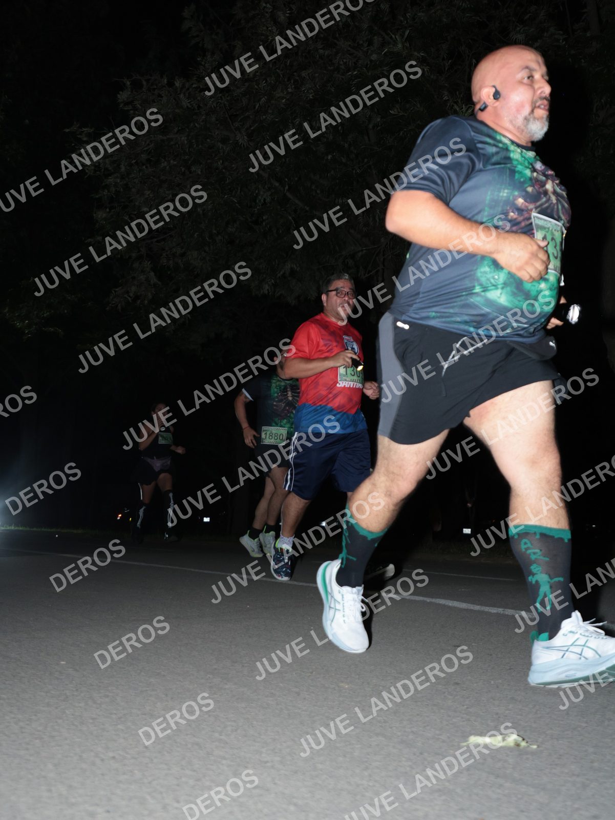 Foto de la Carrera Nocturna de Zombies Parque Metropolitano 2026 en Parque Metropolitano de Guadalajara, Zapopan, Jalisco a las 20:48 · dorsal 1880, 130