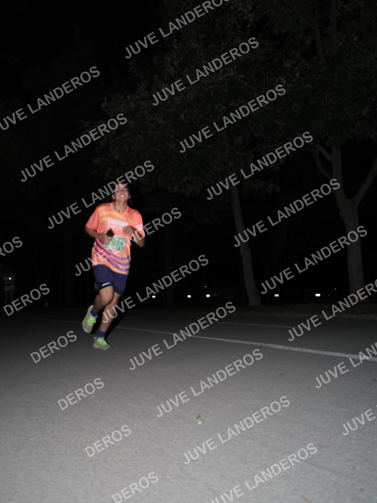 Foto de la Carrera Nocturna de Zombies Parque Metropolitano 2026 en Parque Metropolitano de Guadalajara, Zapopan, Jalisco a las 20:43 · dorsal 979
