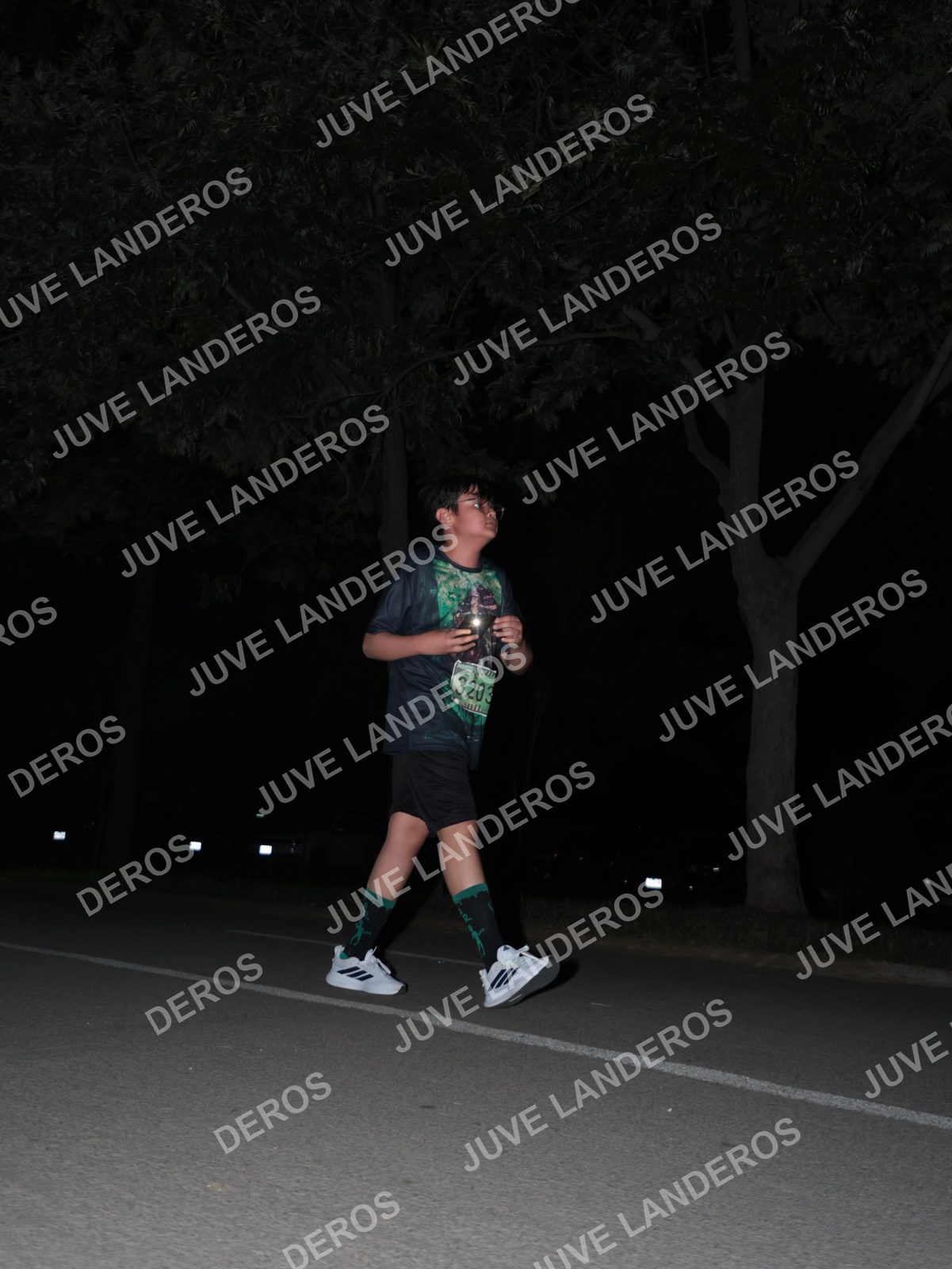 Foto de la Carrera Nocturna de Zombies Parque Metropolitano 2026 en Parque Metropolitano de Guadalajara, Zapopan, Jalisco a las 20:55 · dorsal 3203