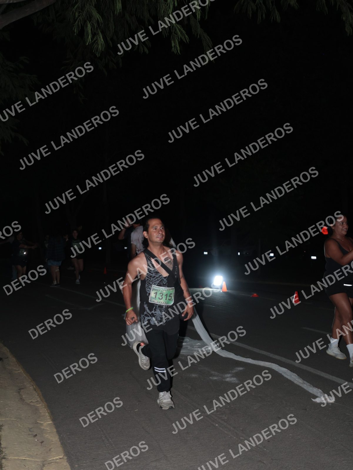 Foto de la Carrera Nocturna de Zombies Parque Metropolitano 2026 en Parque Metropolitano de Guadalajara, Zapopan, Jalisco a las 20:59 · dorsal 1315