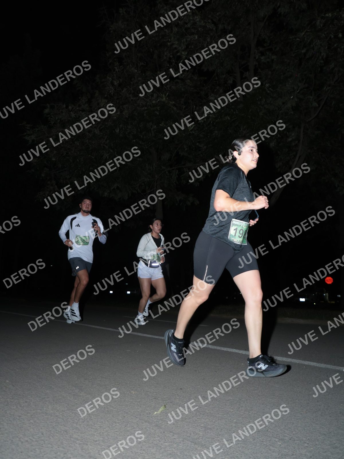 Foto de la Carrera Nocturna de Zombies Parque Metropolitano 2026 en Parque Metropolitano de Guadalajara, Zapopan, Jalisco a las 20:44 · dorsal 2586