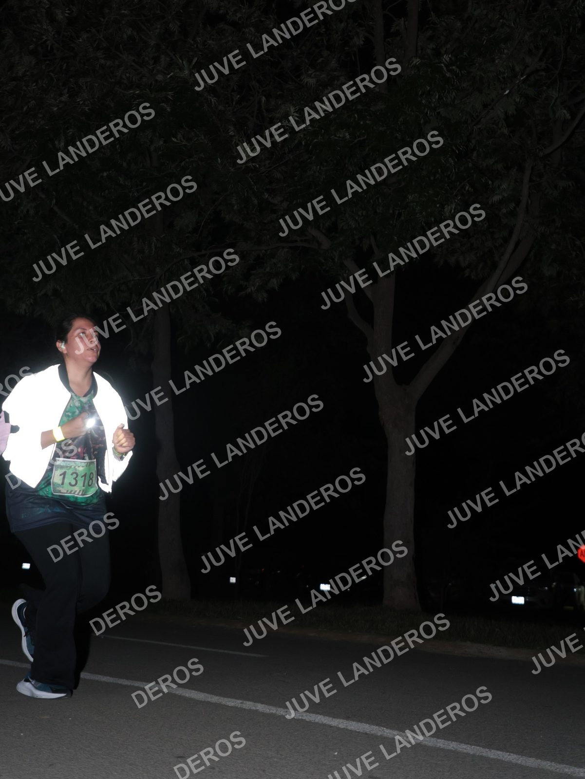 Foto de la Carrera Nocturna de Zombies Parque Metropolitano 2026 en Parque Metropolitano de Guadalajara, Zapopan, Jalisco a las 20:52 · dorsal 1318