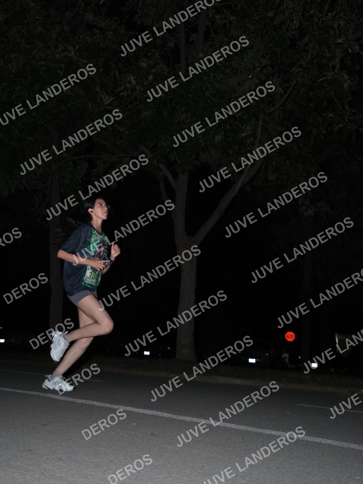 Foto de la Carrera Nocturna de Zombies Parque Metropolitano 2026 en Parque Metropolitano de Guadalajara, Zapopan, Jalisco a las 20:56 · dorsal 130