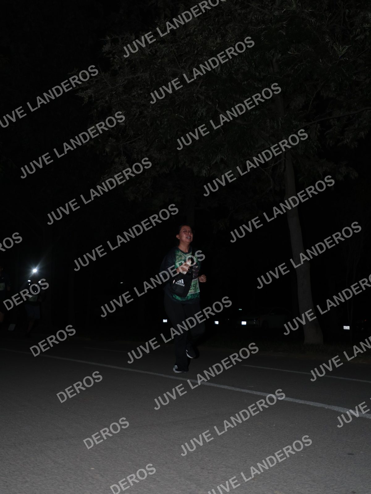 Foto de la Carrera Nocturna de Zombies Parque Metropolitano 2026 en Parque Metropolitano de Guadalajara, Zapopan, Jalisco a las 20:41 · dorsal 25
