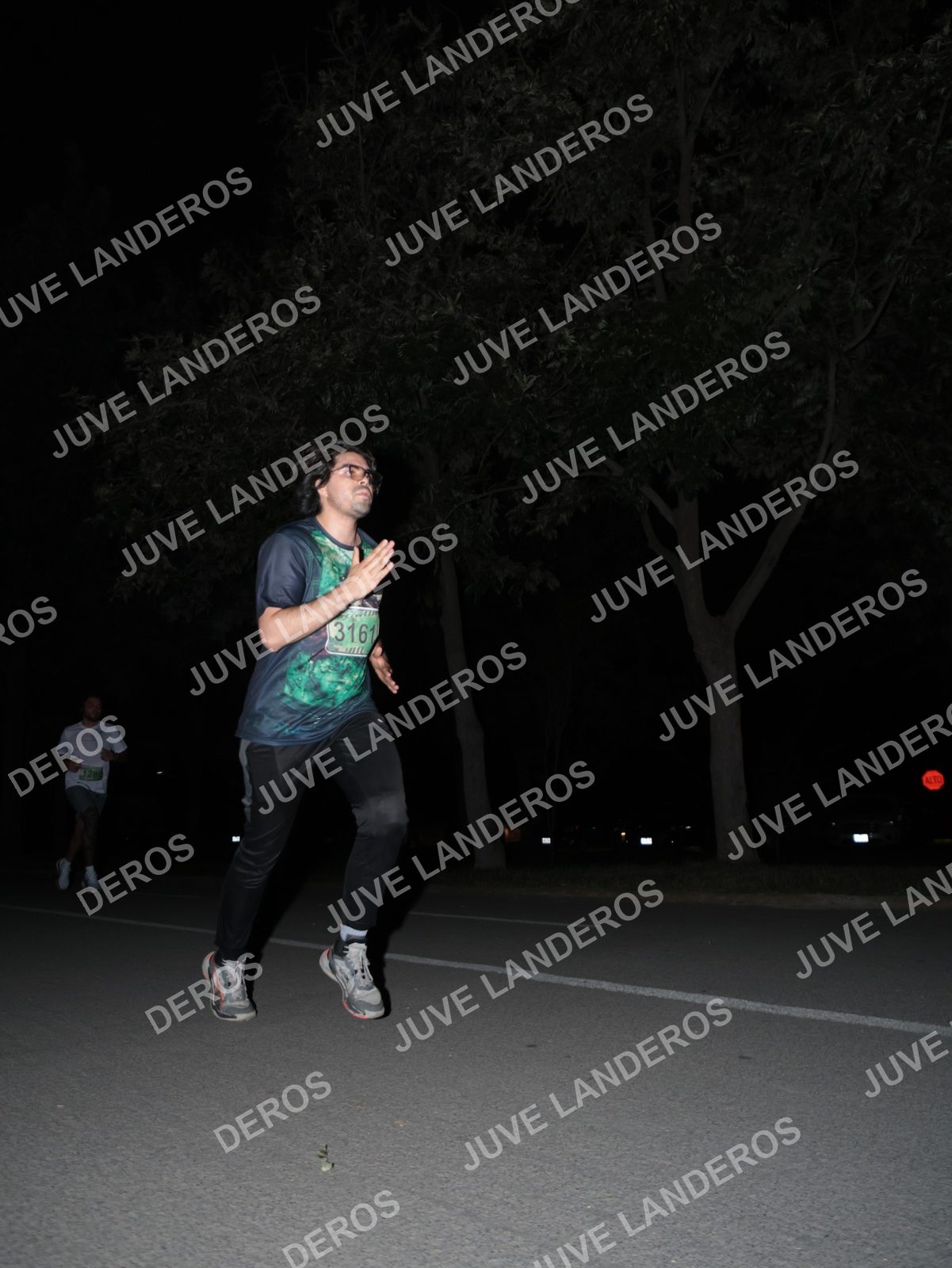 Foto de la Carrera Nocturna de Zombies Parque Metropolitano 2026 en Parque Metropolitano de Guadalajara, Zapopan, Jalisco a las 20:42 · dorsal 3161