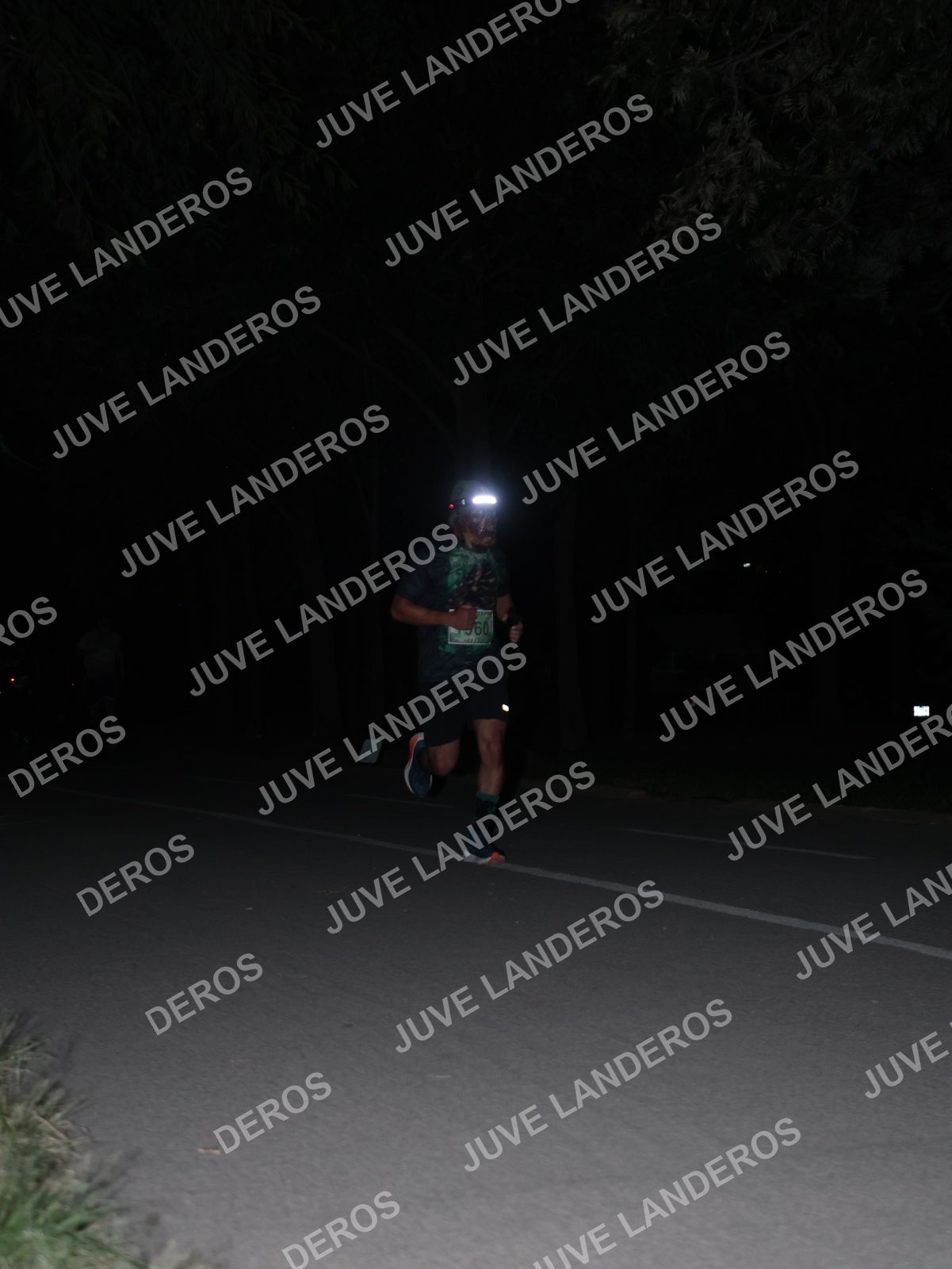 Foto de la Carrera Nocturna de Zombies Parque Metropolitano 2026 en Parque Metropolitano de Guadalajara, Zapopan, Jalisco a las 20:37 · dorsal 60