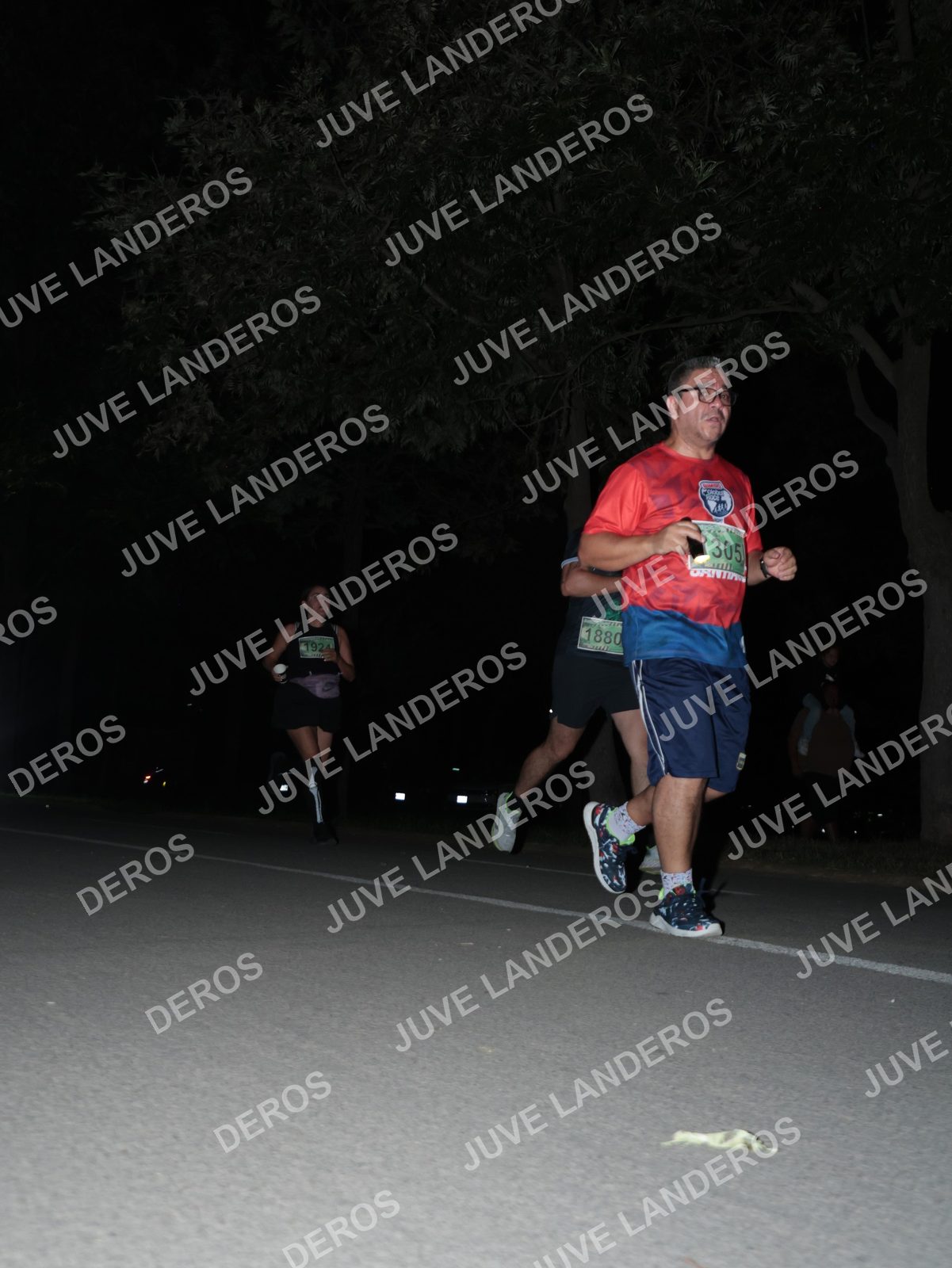 Foto de la Carrera Nocturna de Zombies Parque Metropolitano 2026 en Parque Metropolitano de Guadalajara, Zapopan, Jalisco a las 20:48 · dorsal 305, 1880, 192
