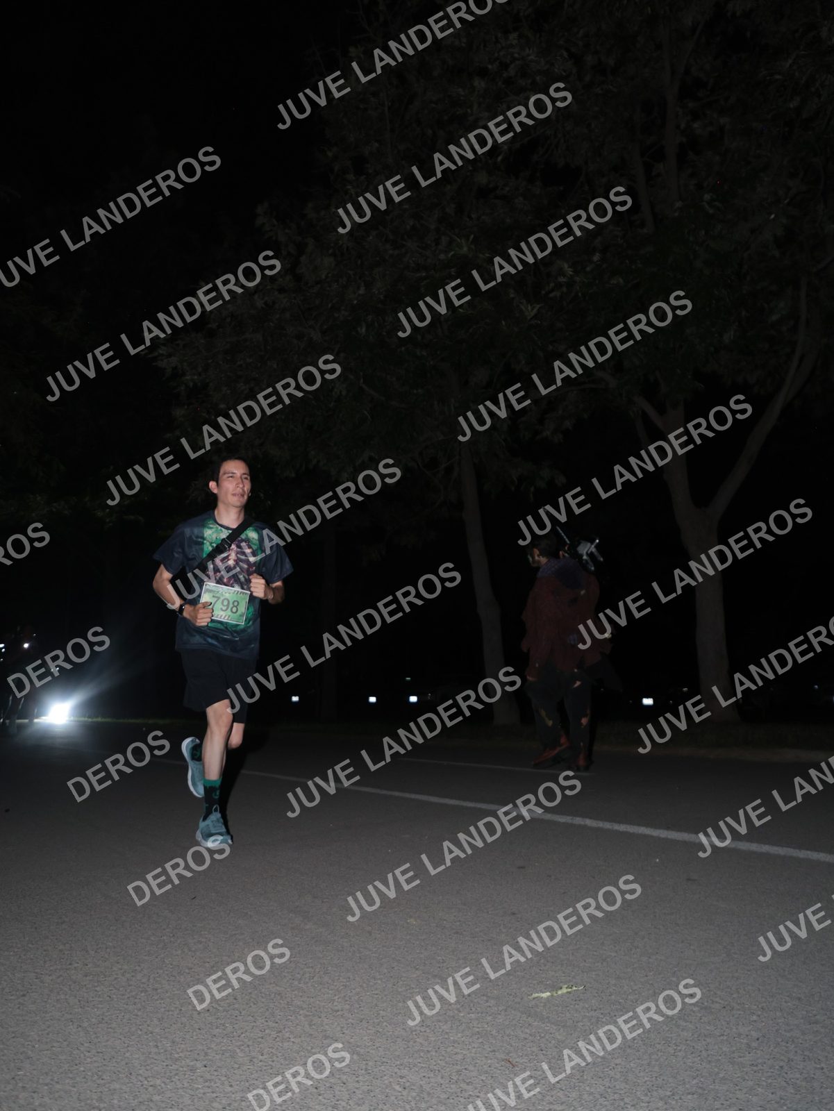 Foto de la Carrera Nocturna de Zombies Parque Metropolitano 2026 en Parque Metropolitano de Guadalajara, Zapopan, Jalisco a las 20:52 · dorsal 798