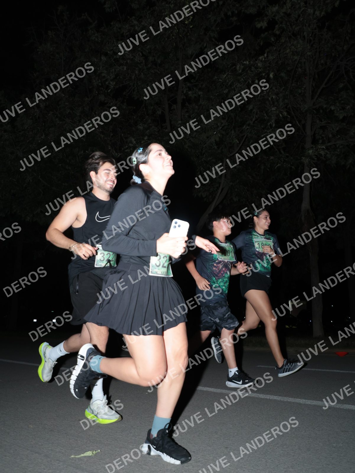 Foto de la Carrera Nocturna de Zombies Parque Metropolitano 2026 en Parque Metropolitano de Guadalajara, Zapopan, Jalisco a las 20:52 · dorsal 322