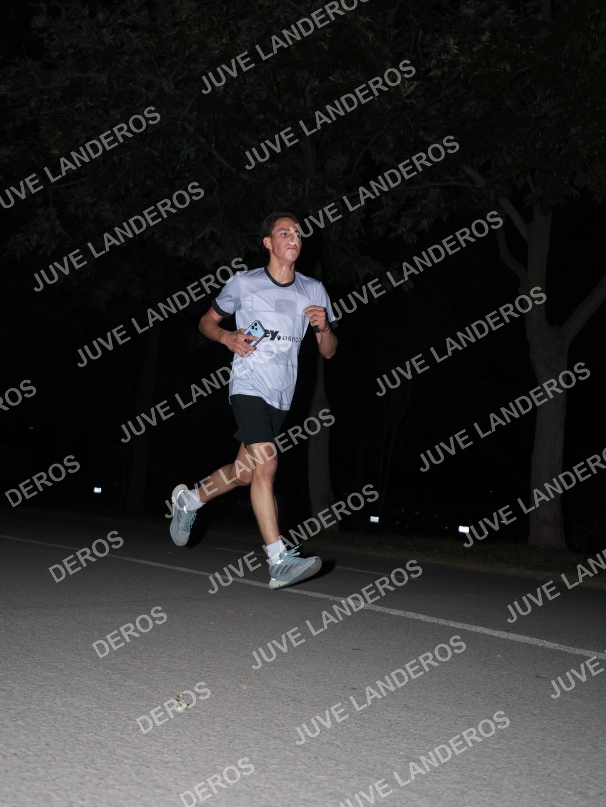Foto de la Carrera Nocturna de Zombies Parque Metropolitano 2026 en Parque Metropolitano de Guadalajara, Zapopan, Jalisco a las 20:38