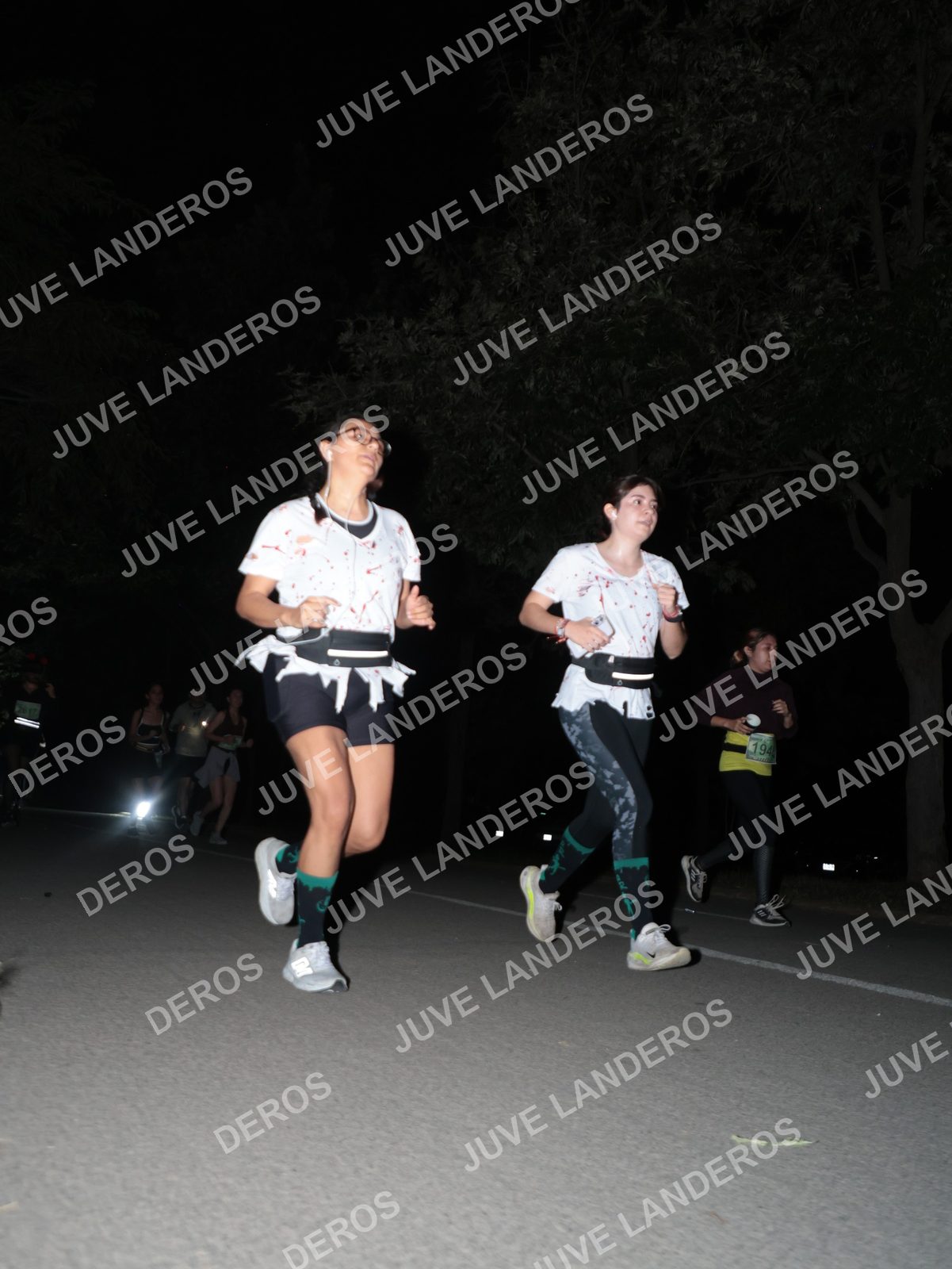 Foto de la Carrera Nocturna de Zombies Parque Metropolitano 2026 en Parque Metropolitano de Guadalajara, Zapopan, Jalisco a las 20:54 · dorsal 194