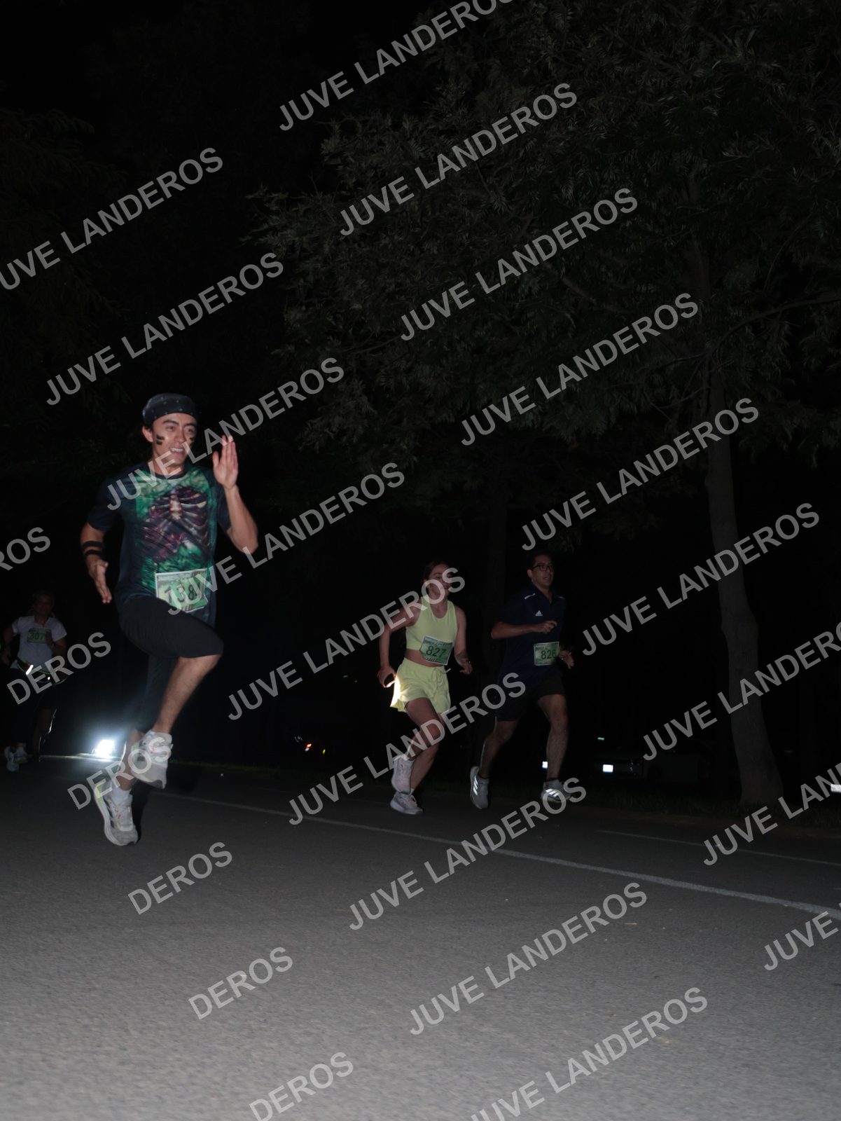 Foto de la Carrera Nocturna de Zombies Parque Metropolitano 2026 en Parque Metropolitano de Guadalajara, Zapopan, Jalisco a las 20:49 · dorsal 1384, 827
