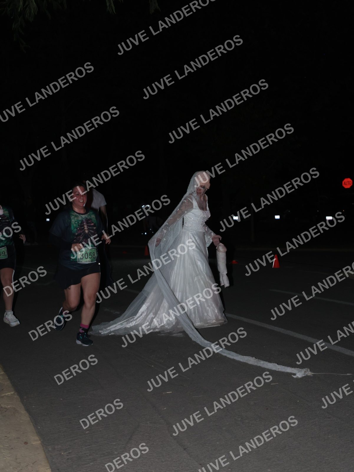 Foto de la Carrera Nocturna de Zombies Parque Metropolitano 2026 en Parque Metropolitano de Guadalajara, Zapopan, Jalisco a las 20:58 · dorsal 3058