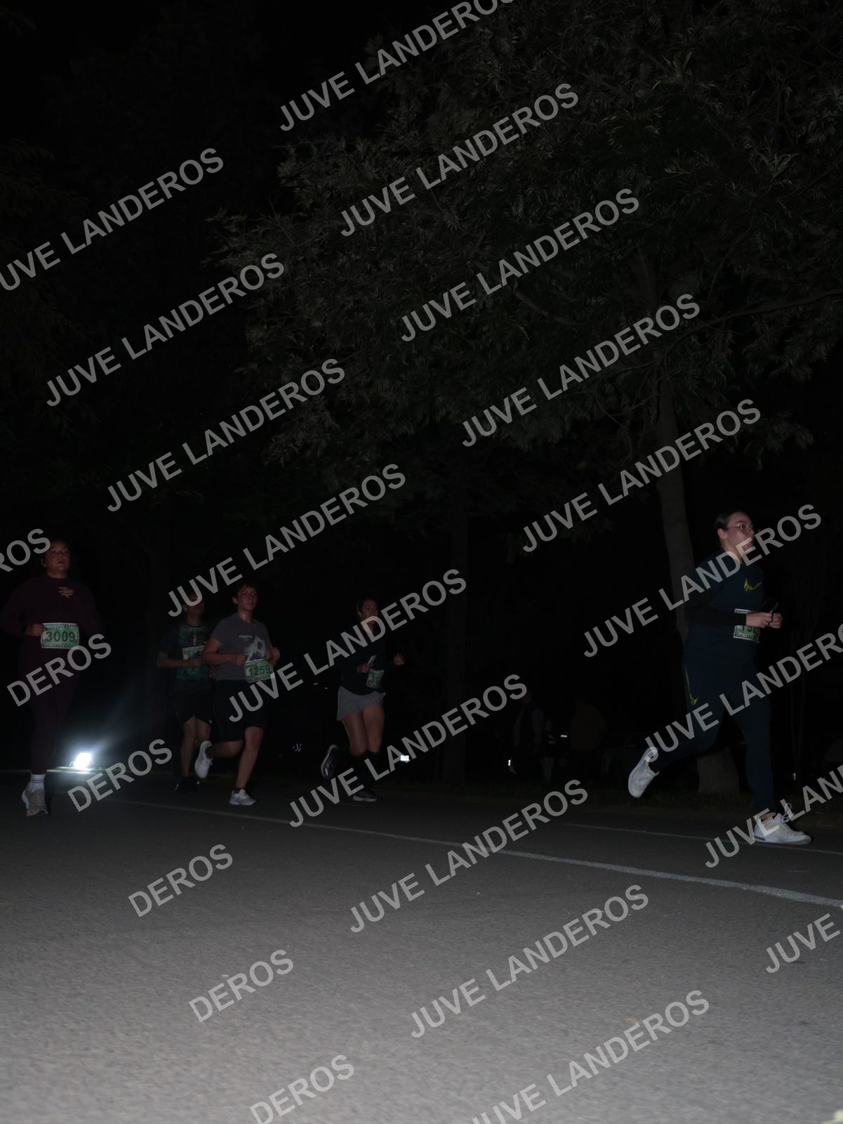 Foto de la Carrera Nocturna de Zombies Parque Metropolitano 2026 en Parque Metropolitano de Guadalajara, Zapopan, Jalisco a las 20:48 · dorsal 3009, 1259