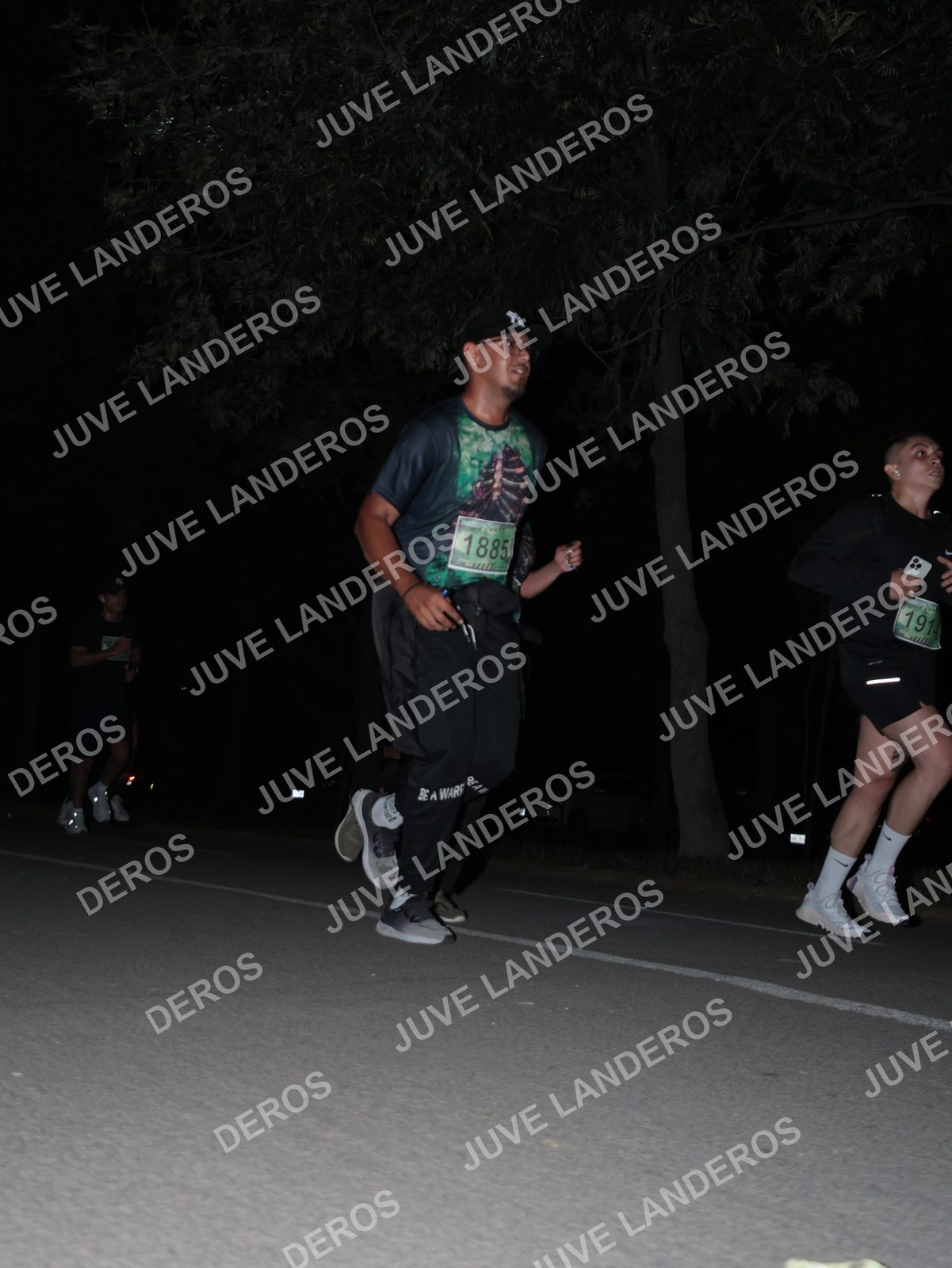 Foto de la Carrera Nocturna de Zombies Parque Metropolitano 2026 en Parque Metropolitano de Guadalajara, Zapopan, Jalisco a las 20:49 · dorsal 1885, 191