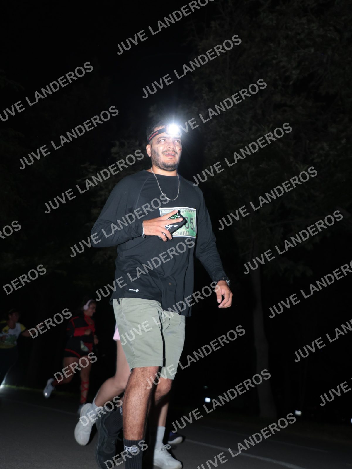 Foto de la Carrera Nocturna de Zombies Parque Metropolitano 2026 en Parque Metropolitano de Guadalajara, Zapopan, Jalisco a las 20:54 · dorsal 85