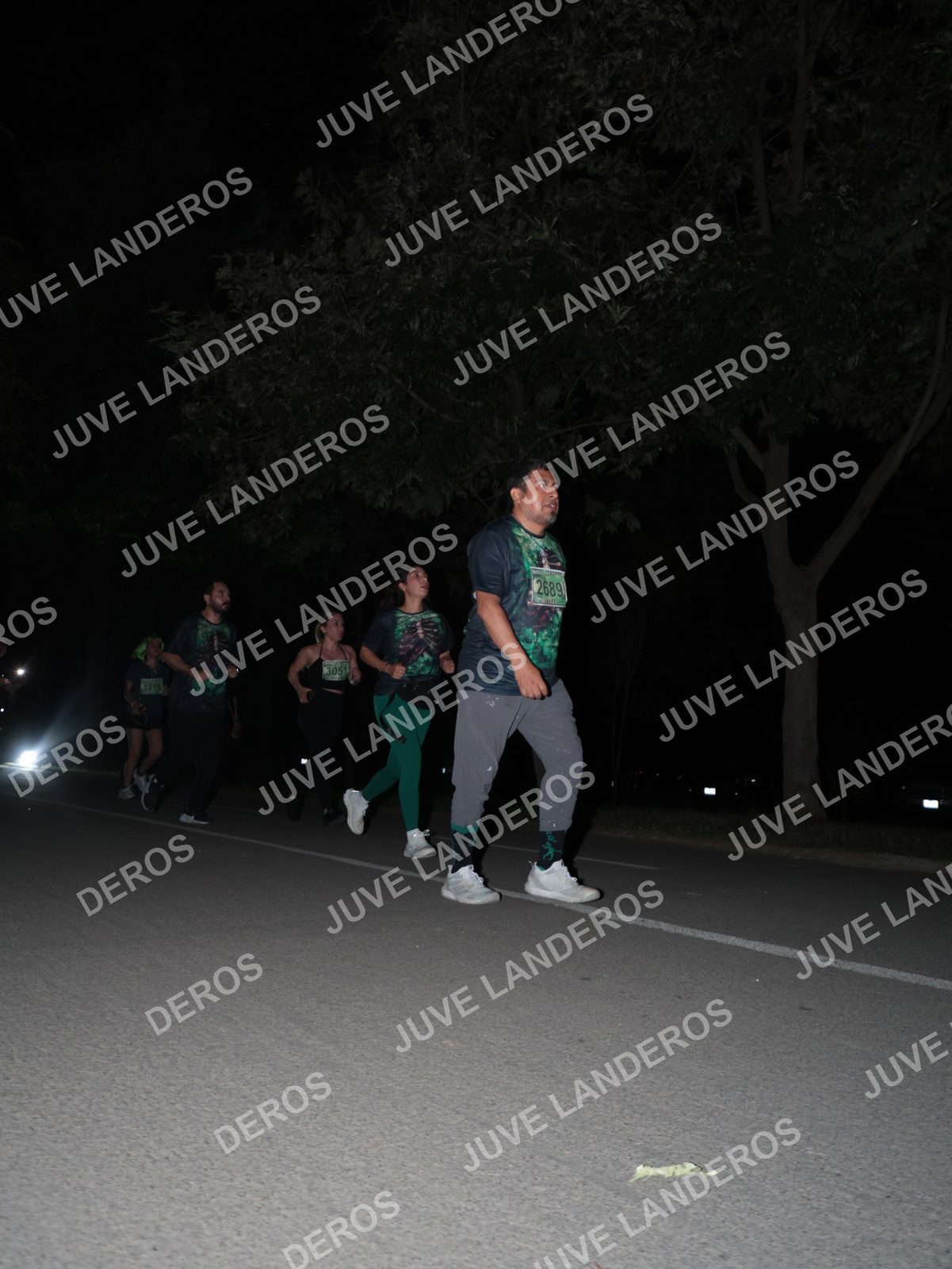 Foto de la Carrera Nocturna de Zombies Parque Metropolitano 2026 en Parque Metropolitano de Guadalajara, Zapopan, Jalisco a las 20:55 · dorsal 2689, 3051