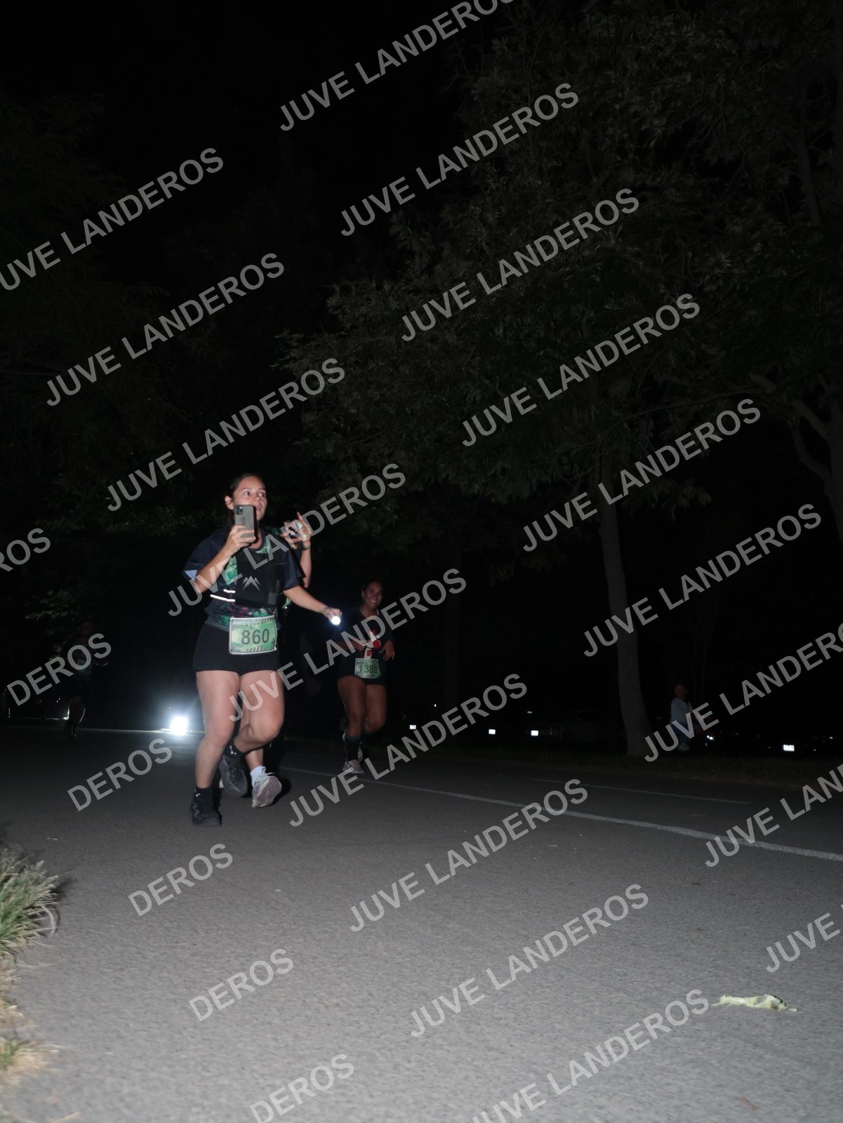 Foto de la Carrera Nocturna de Zombies Parque Metropolitano 2026 en Parque Metropolitano de Guadalajara, Zapopan, Jalisco a las 20:48 · dorsal 860, 1380