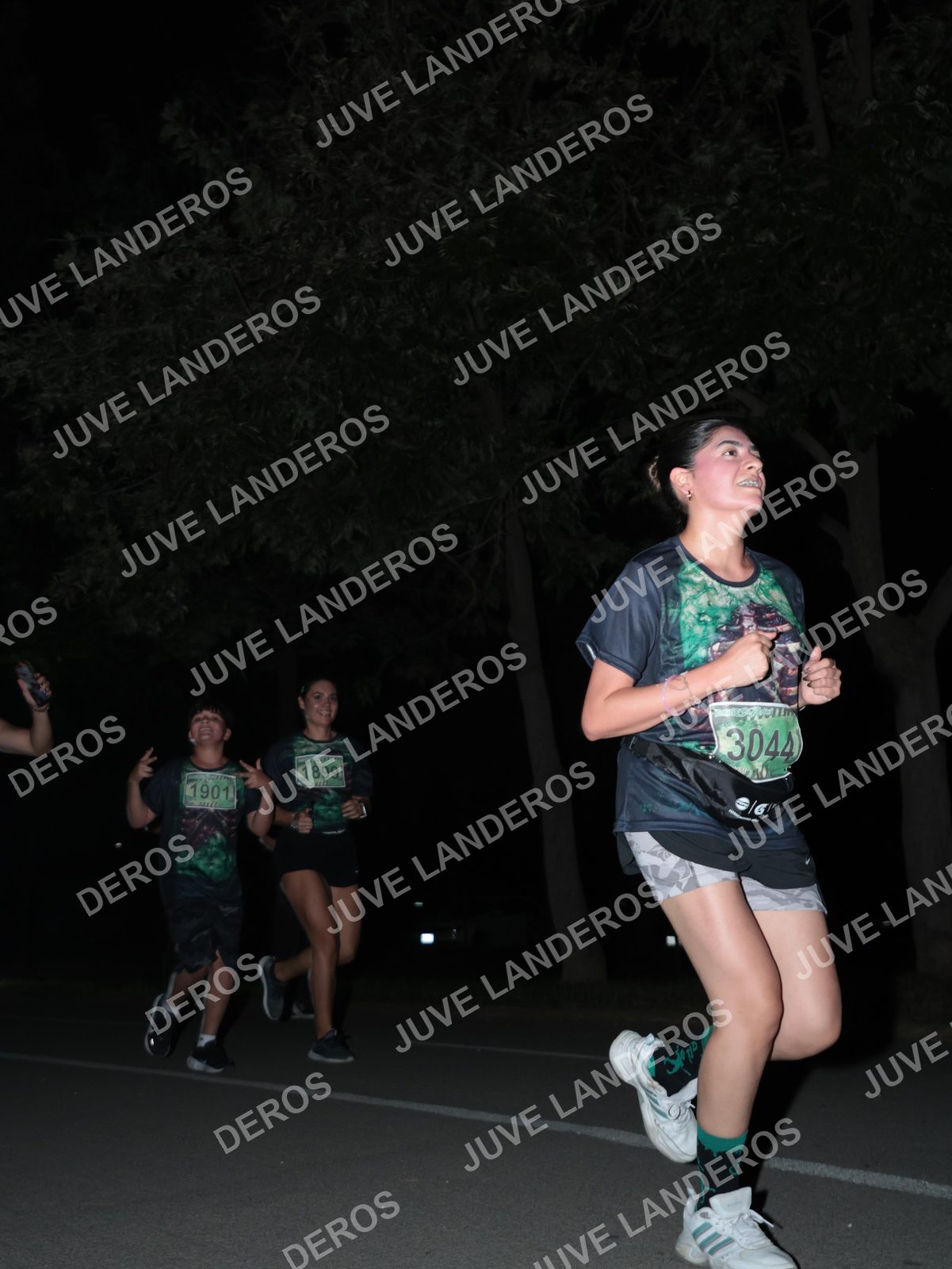 Foto de la Carrera Nocturna de Zombies Parque Metropolitano 2026 en Parque Metropolitano de Guadalajara, Zapopan, Jalisco a las 20:52 · dorsal 1901, 899