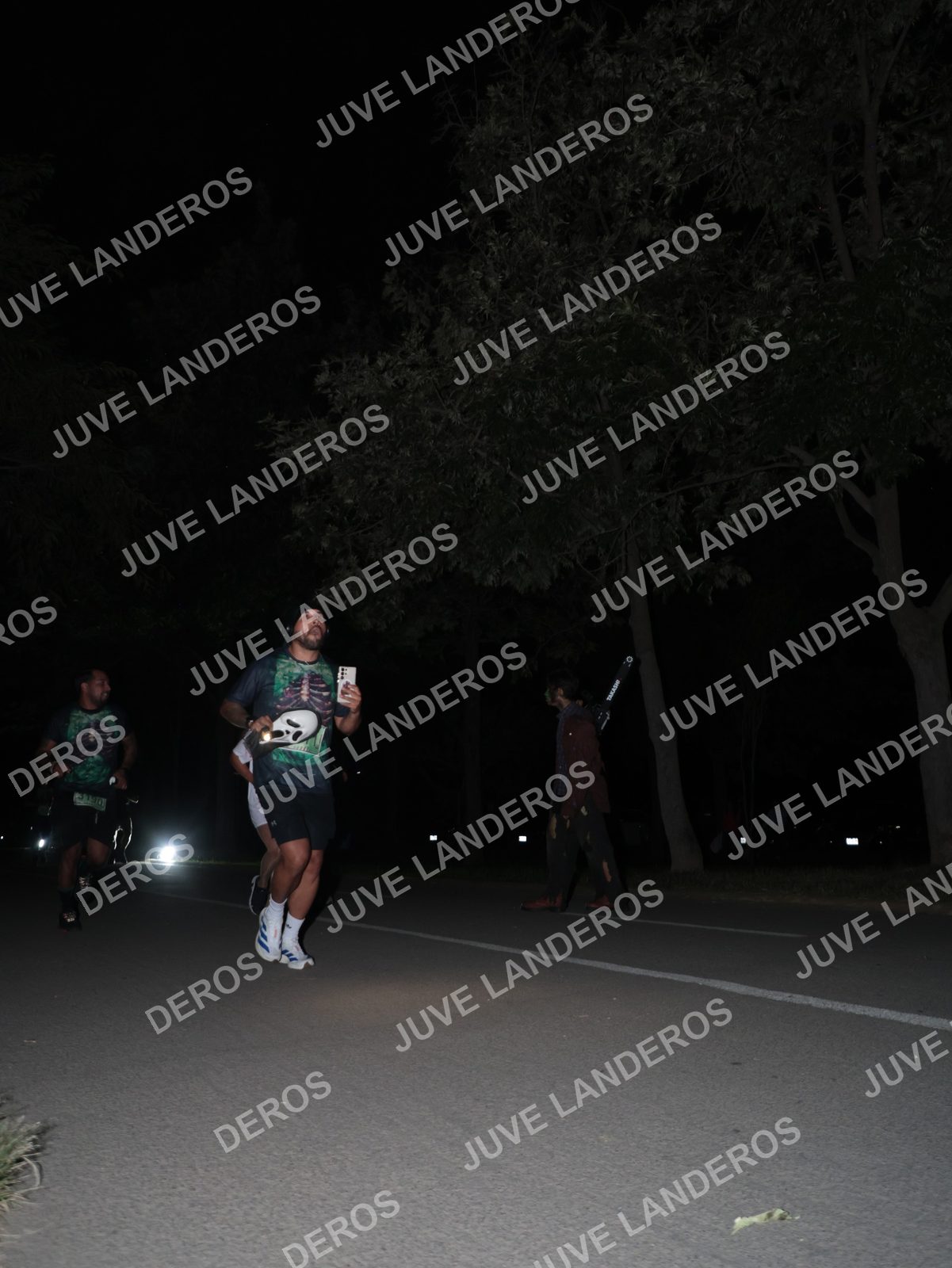 Foto de la Carrera Nocturna de Zombies Parque Metropolitano 2026 en Parque Metropolitano de Guadalajara, Zapopan, Jalisco a las 20:46