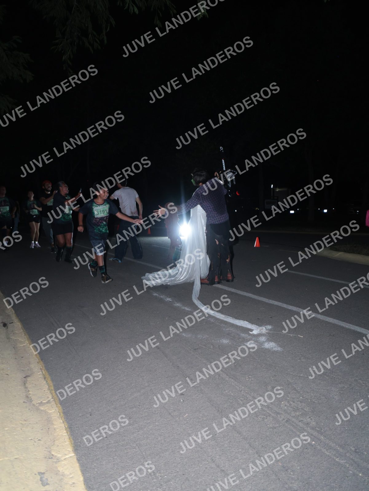Foto de la Carrera Nocturna de Zombies Parque Metropolitano 2026 en Parque Metropolitano de Guadalajara, Zapopan, Jalisco a las 20:59 · dorsal 3191