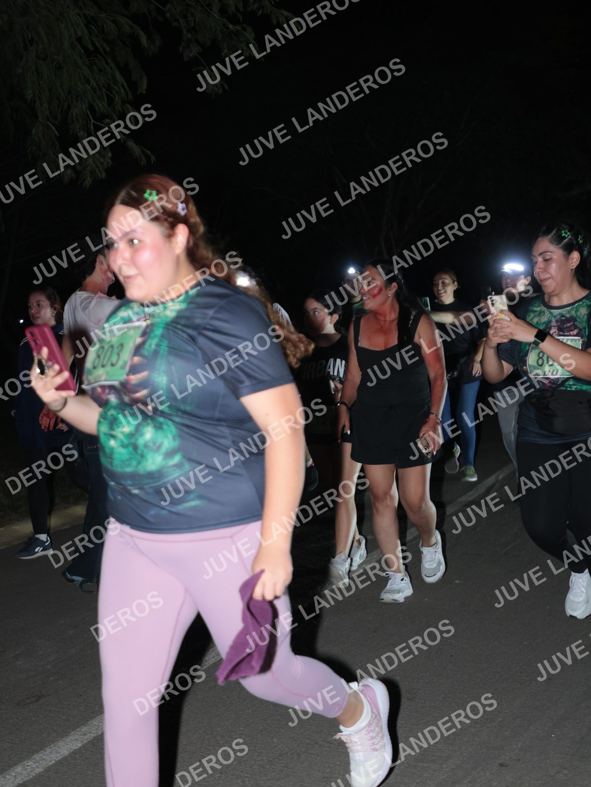 Foto de la Carrera Nocturna de Zombies Parque Metropolitano 2026 en Parque Metropolitano de Guadalajara, Zapopan, Jalisco a las 21:02 · dorsal 803